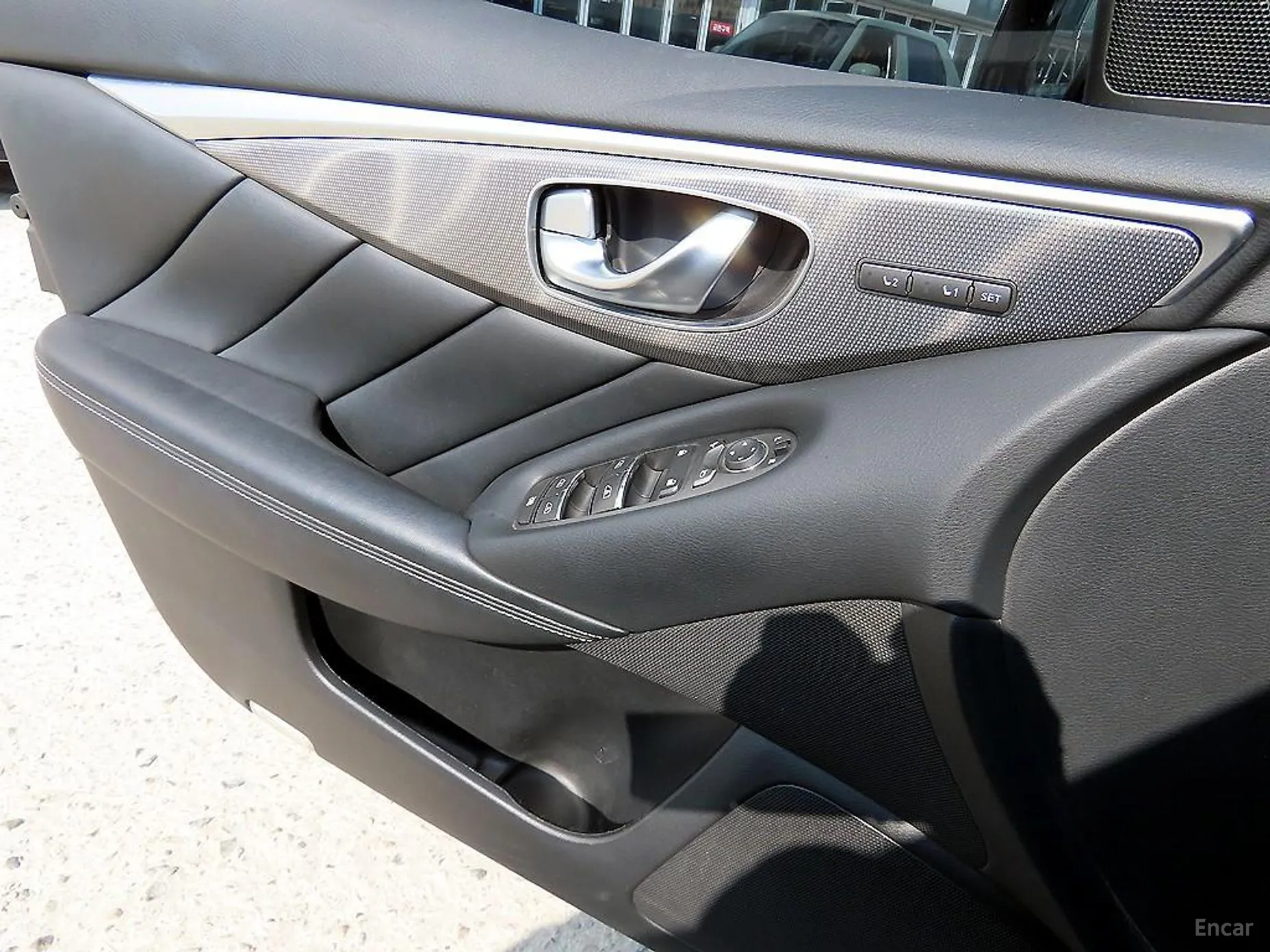 Infiniti Q50 превью 11