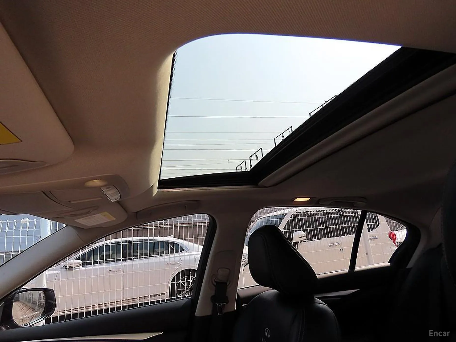 Infiniti Q50 превью 18