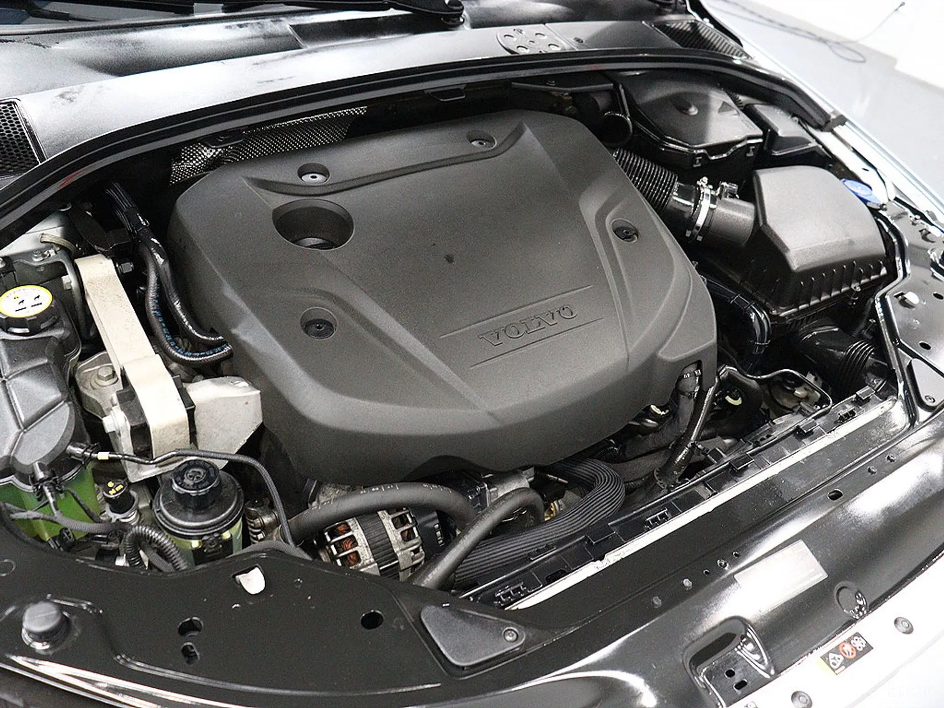 Volvo XC70 превью 19