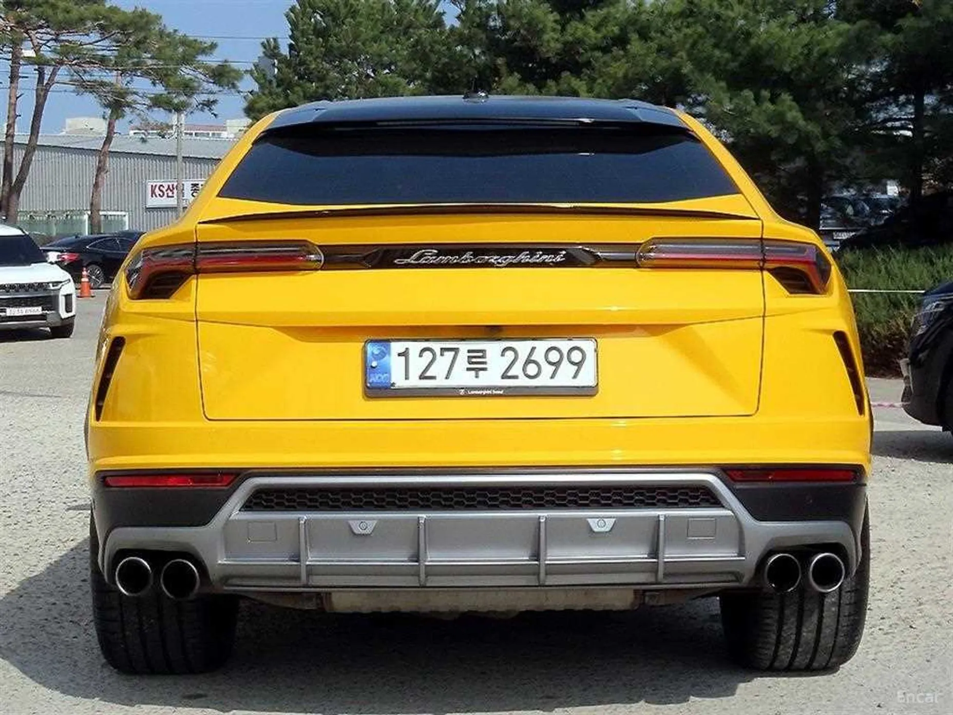 Lamborghini Urus превью 4
