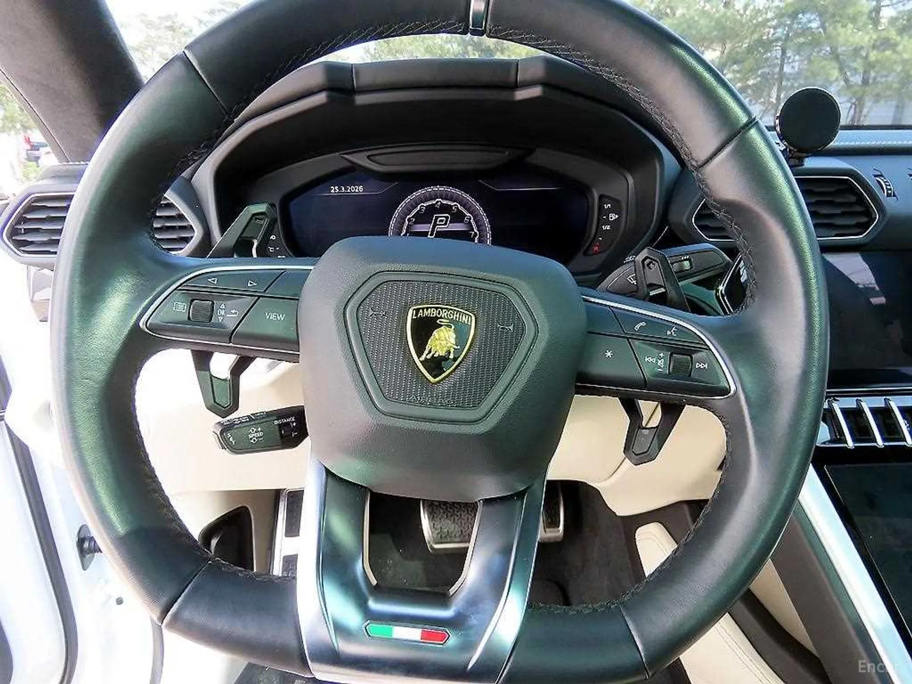 Lamborghini Urus превью 8