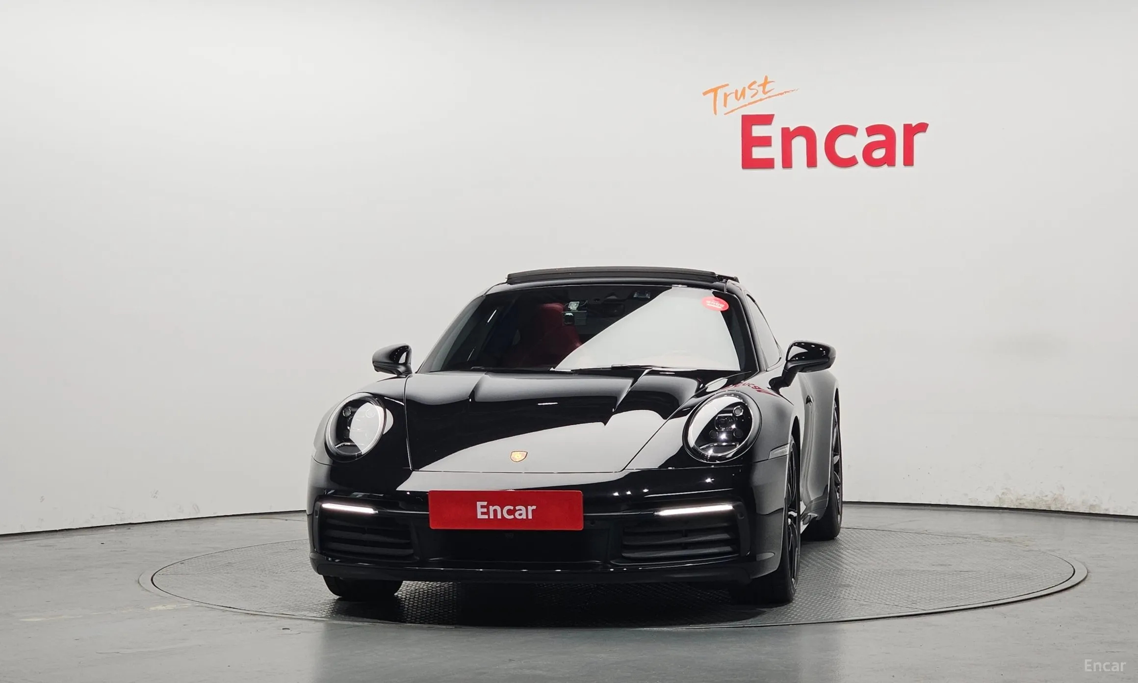 Porsche 911 (992) превью 3