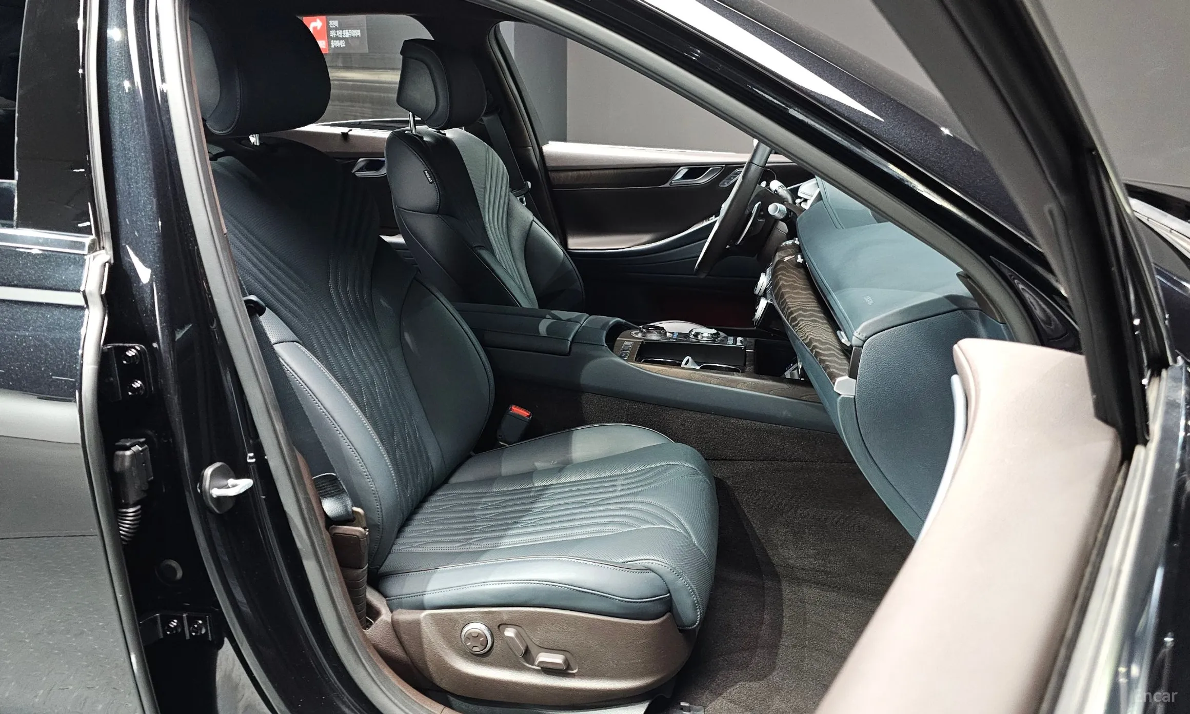 Genesis G80 (RG3) превью 10