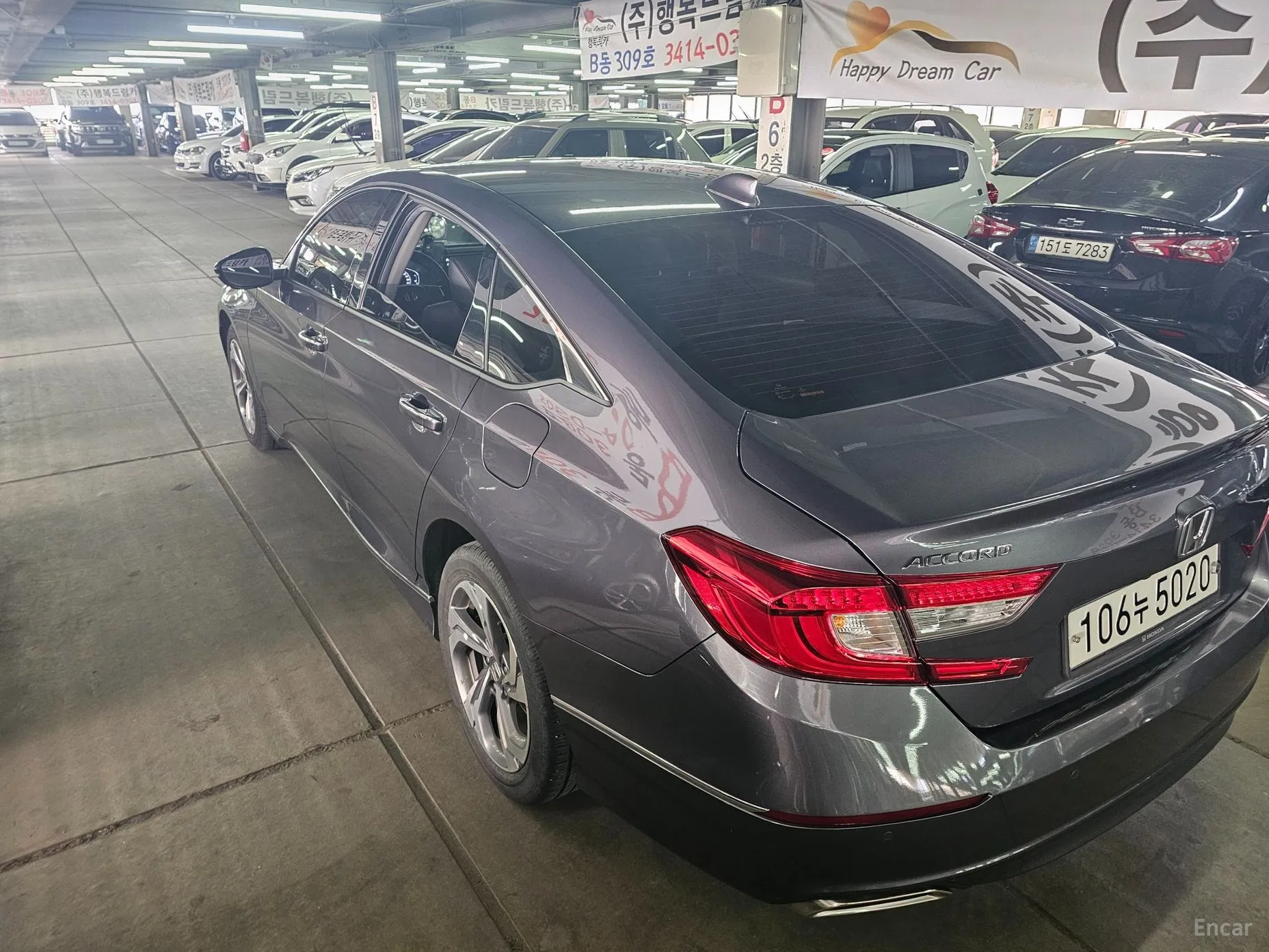 Honda Accord 10th Generation превью 3