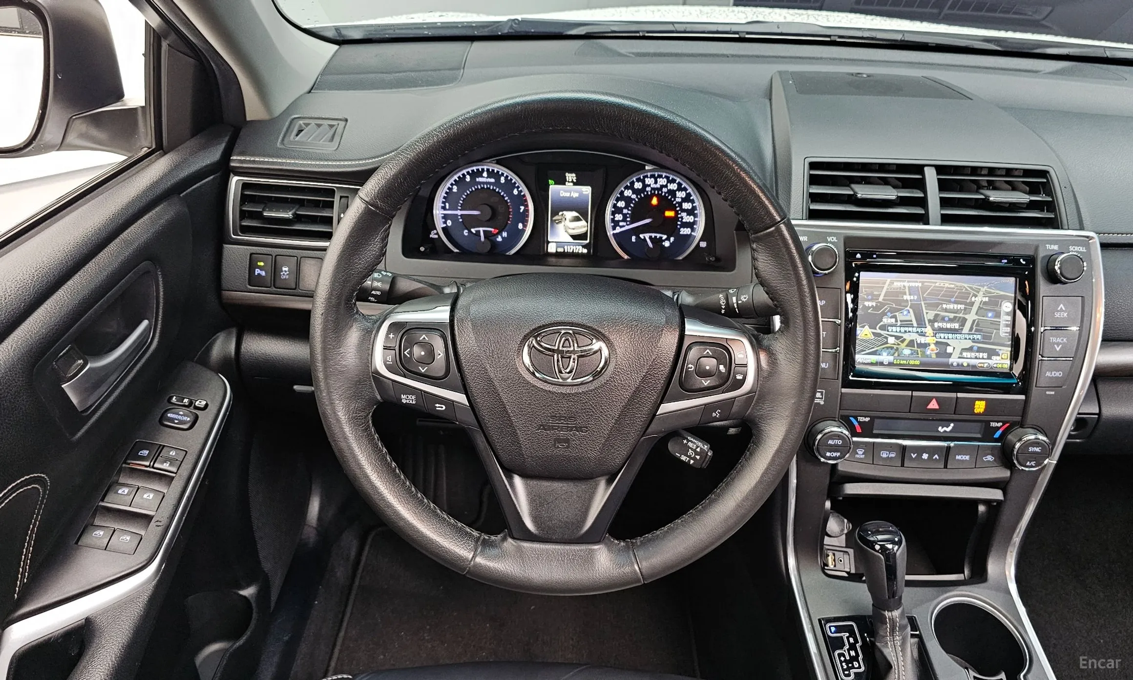 Toyota New Camry превью 13