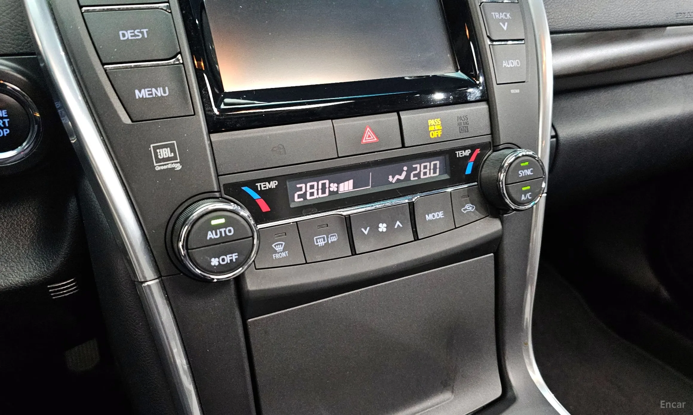 Toyota New Camry превью 15