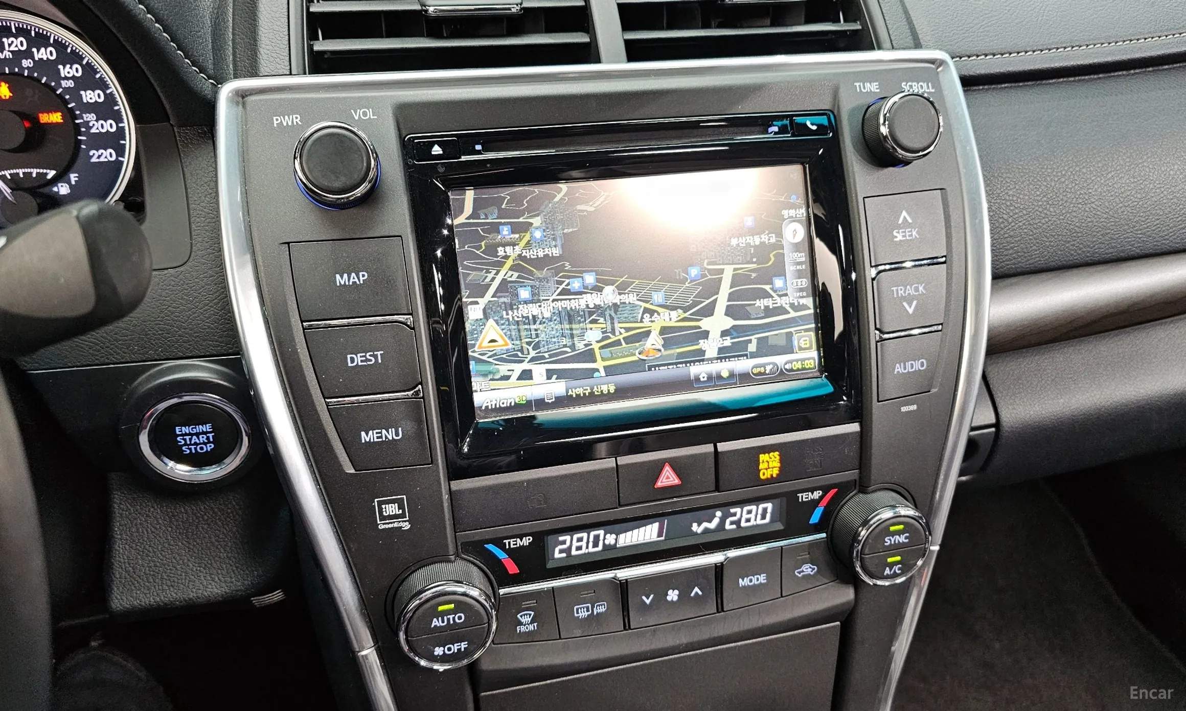 Toyota New Camry превью 16