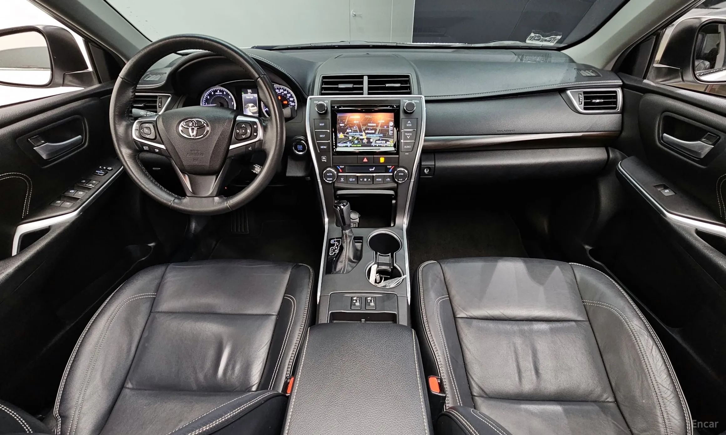Toyota New Camry превью 7