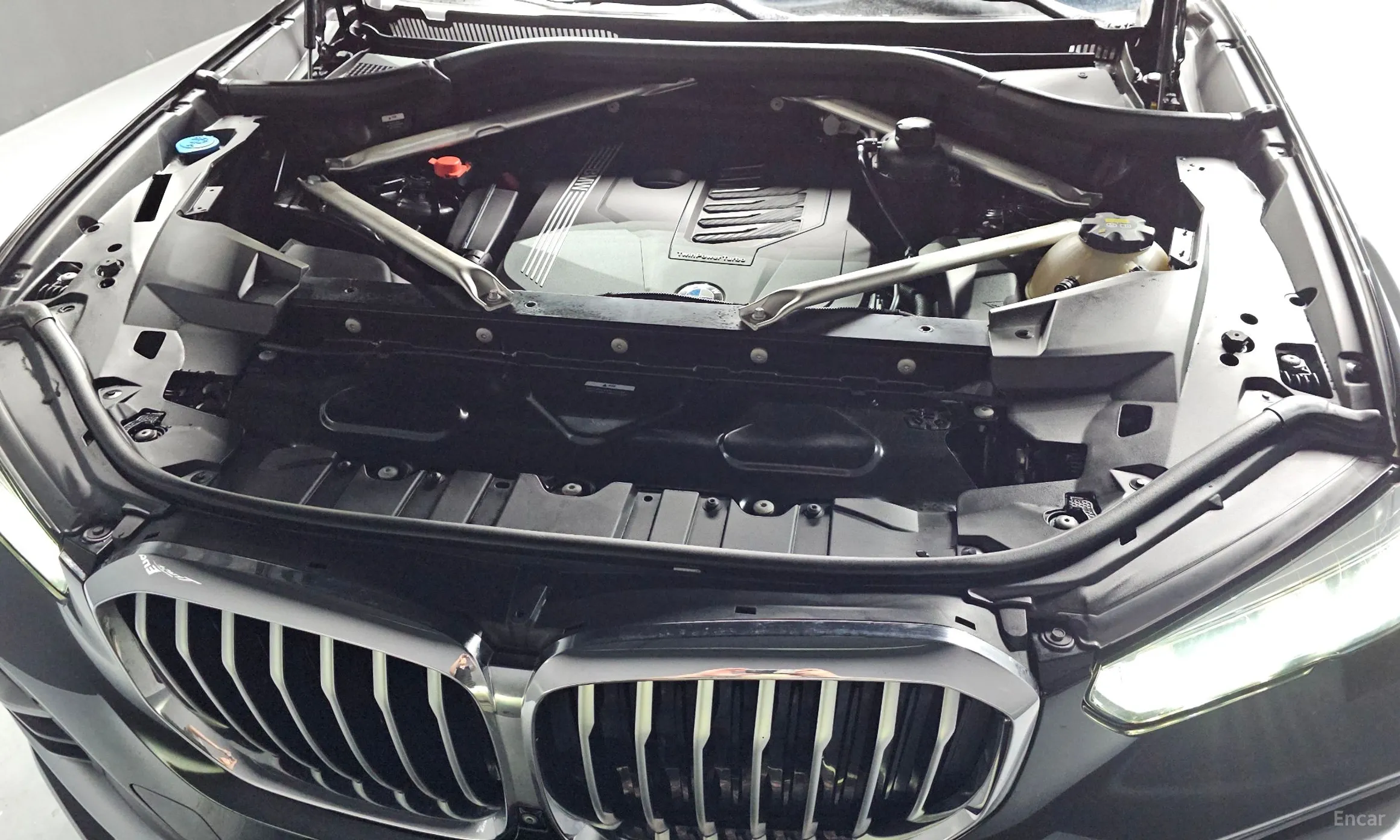 BMW X5 (G05) превью 6