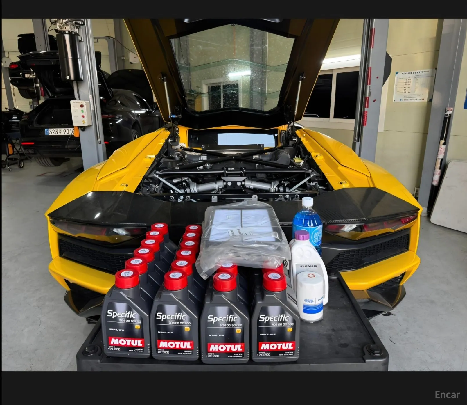 Lamborghini Aventador превью 4
