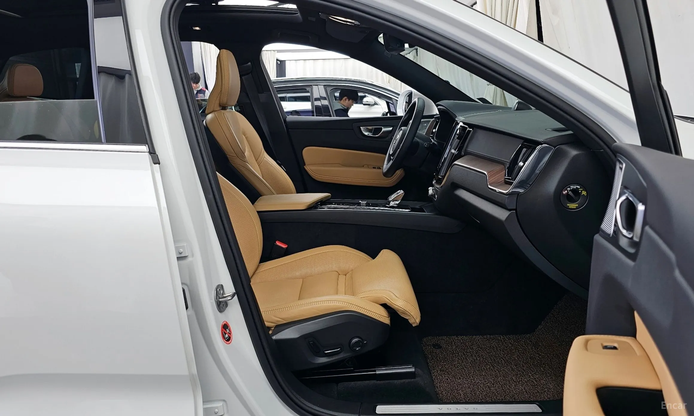 Volvo XC60 Gen 2 превью 11