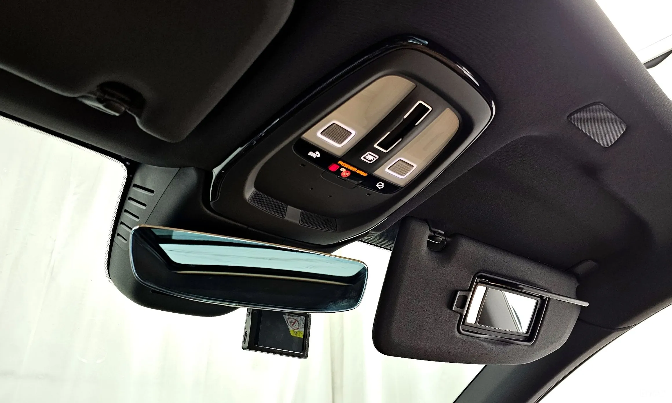 Volvo XC60 Gen 2 превью 17