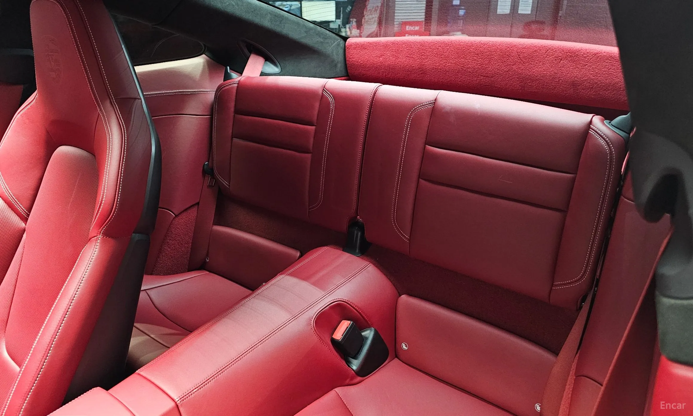 Porsche 911 (992) превью 12