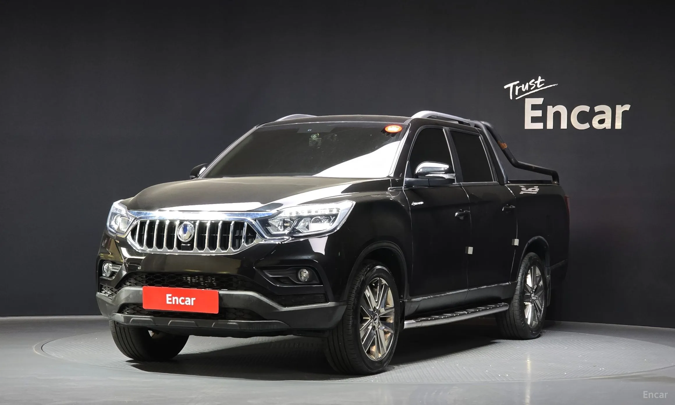 Rexton Sports Khan