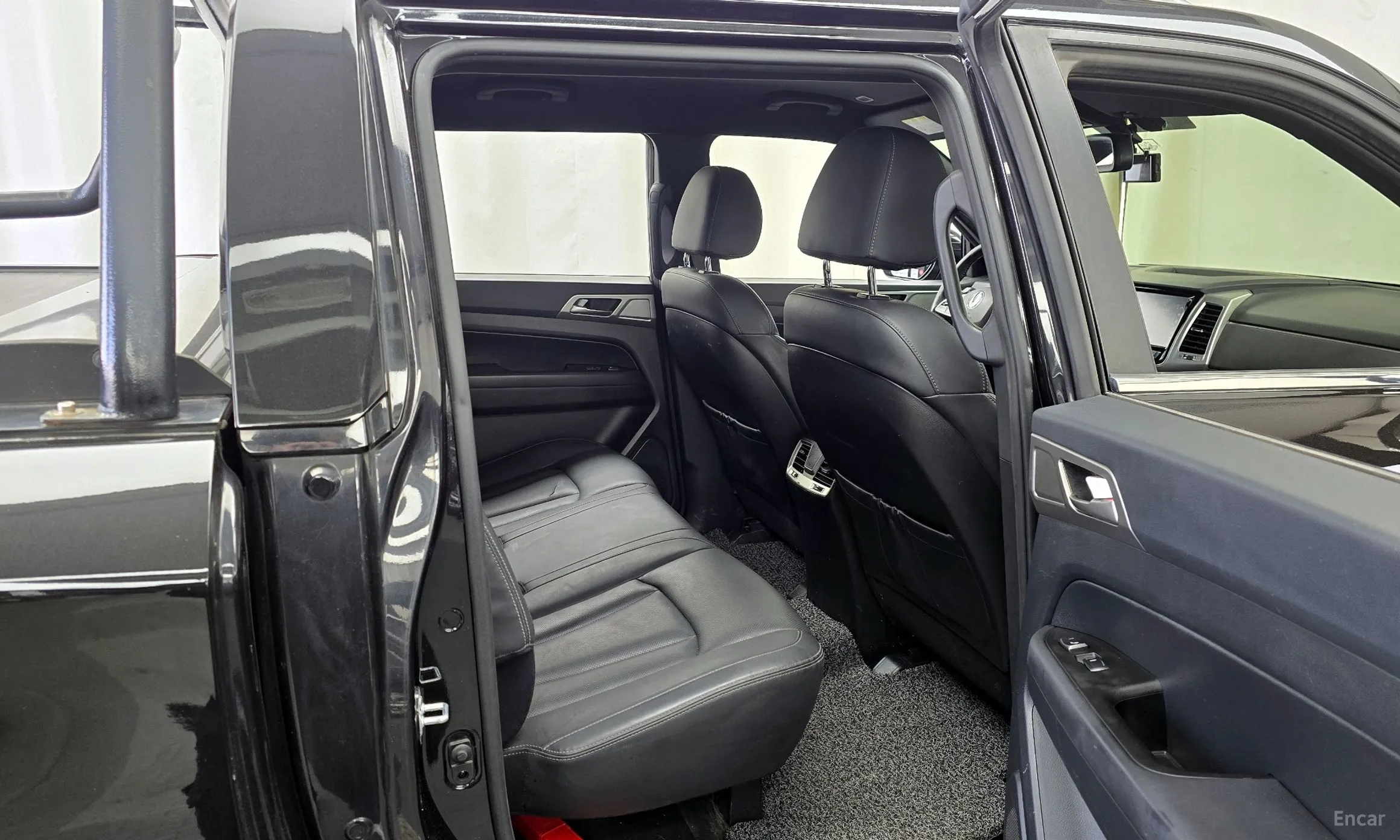 KG Mobility (SsangYong) Rexton Sports Khan превью 12