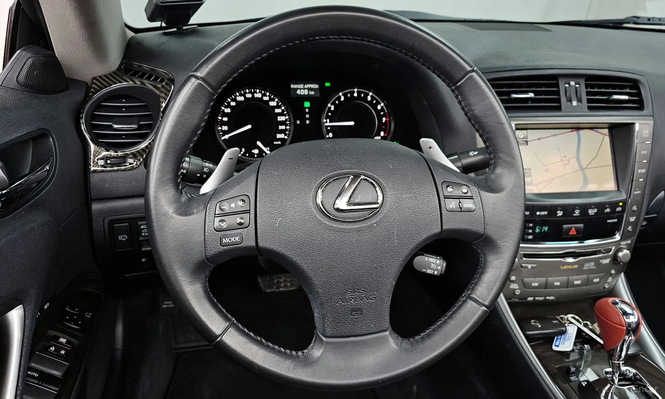Lexus IS250 превью 13