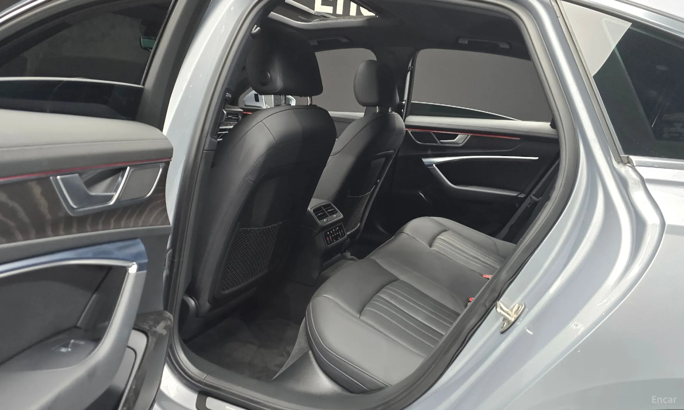 Audi A6 (C8) превью 12