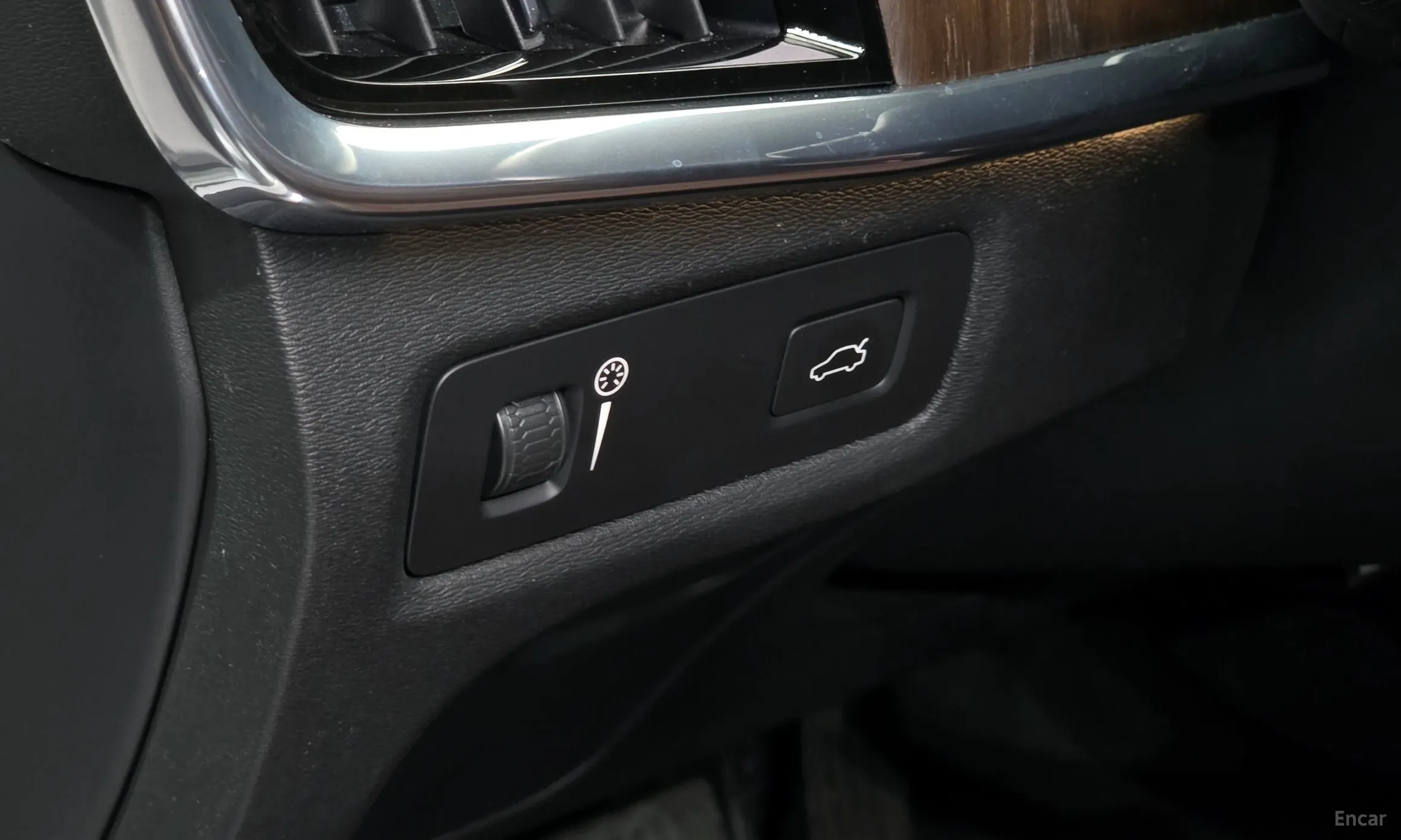 Volvo S90 превью 16