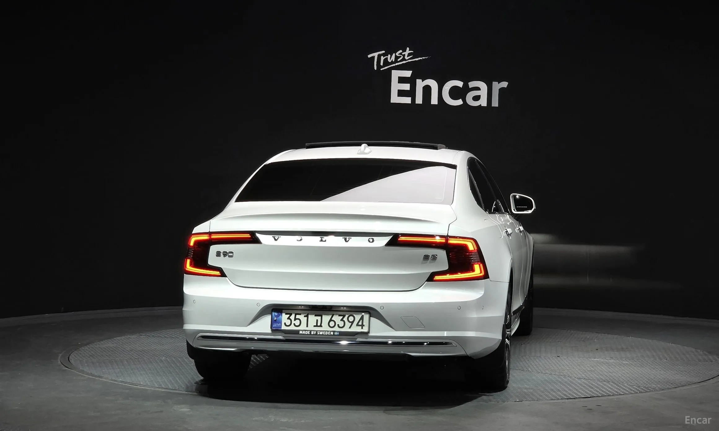 Volvo S90 превью 4