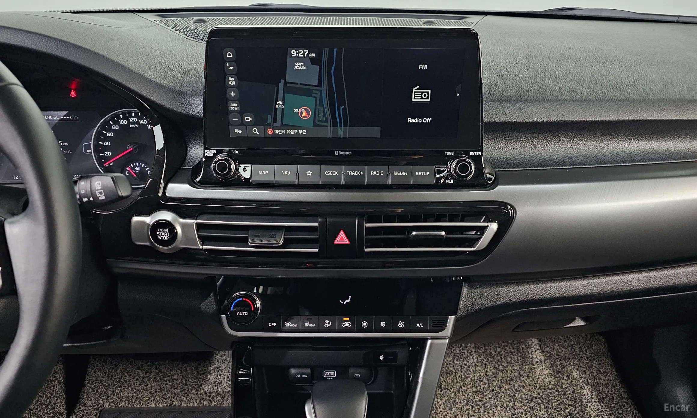 Kia Seltos превью 16