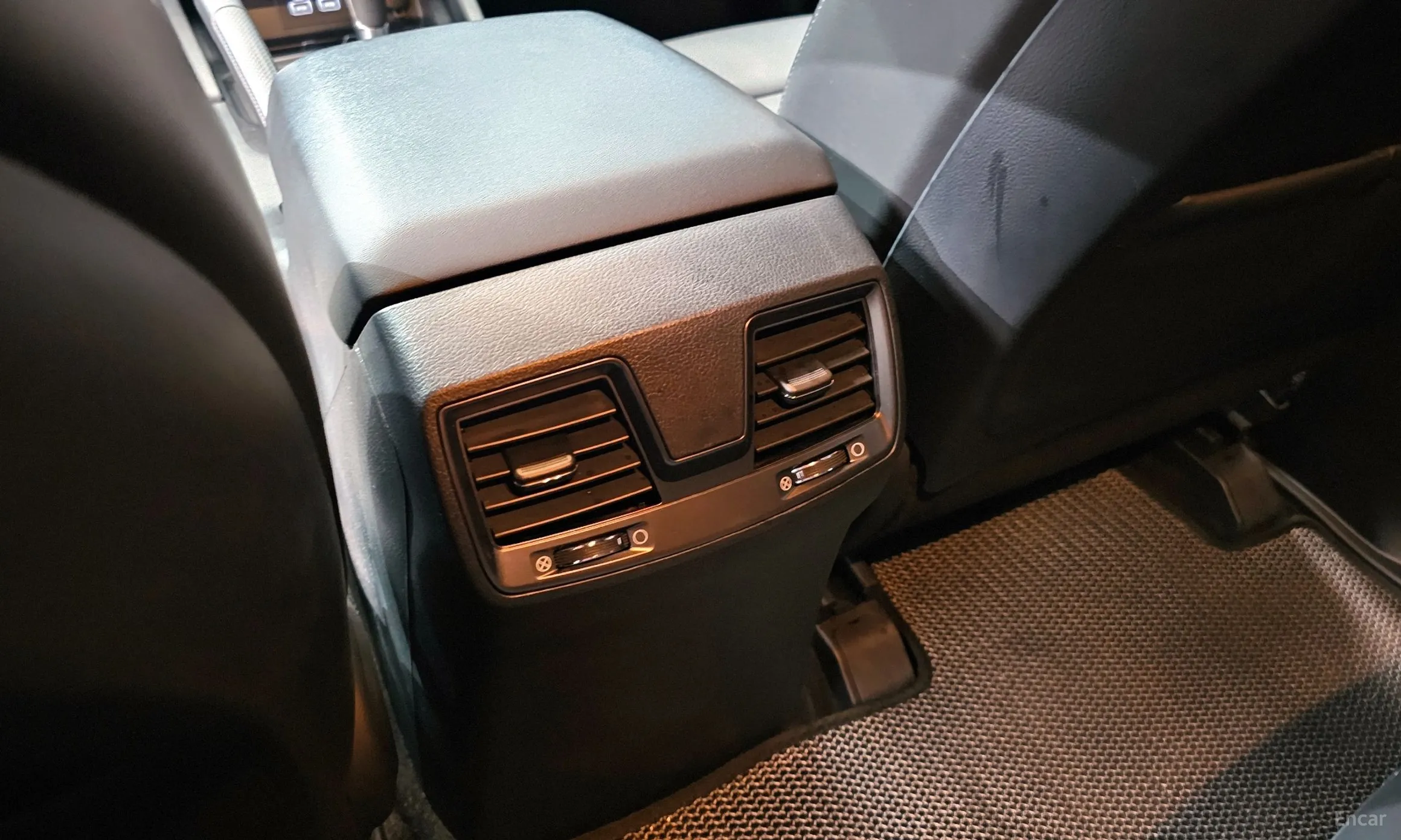 KG Mobility (SsangYong) Rexton Sports превью 19