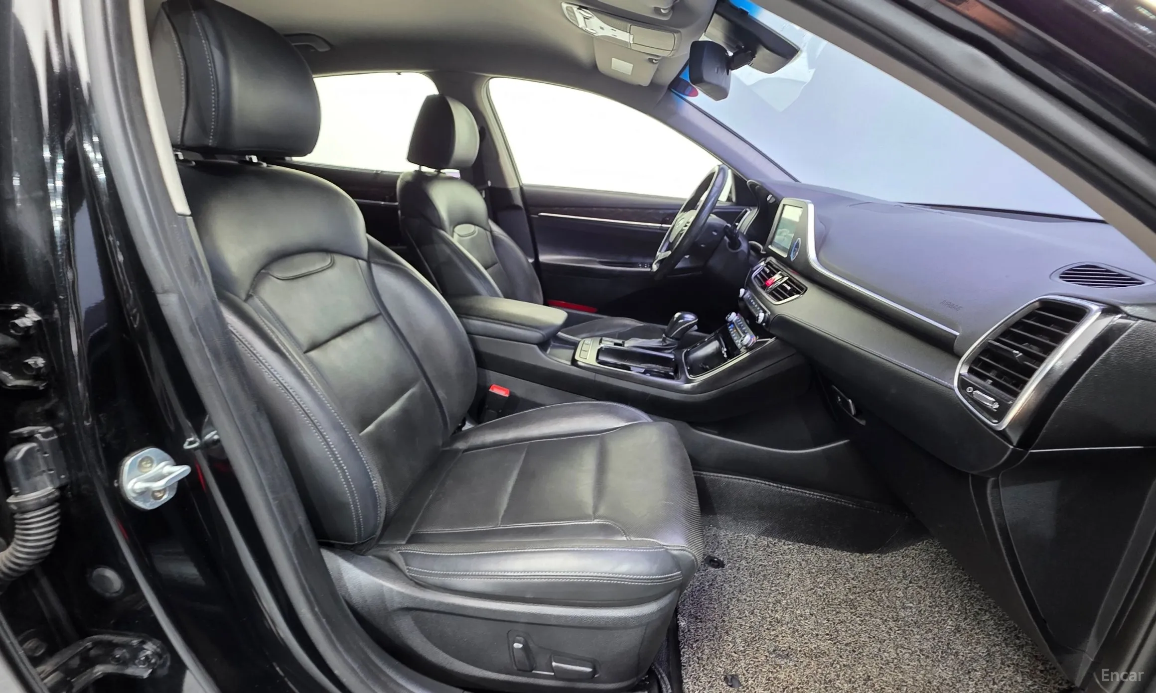 Hyundai Grandeur IG превью 10