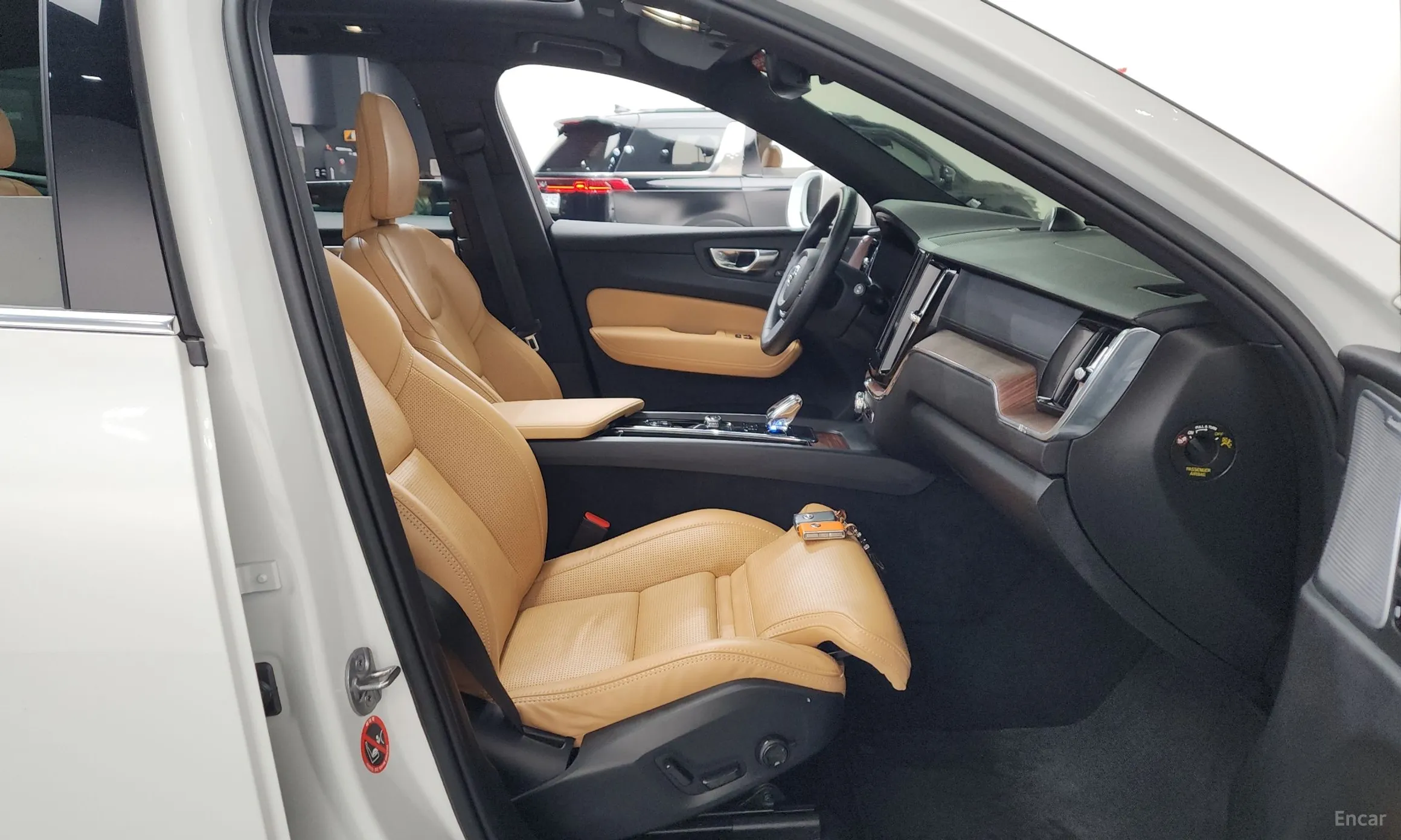 Volvo XC60 Gen 2 превью 11