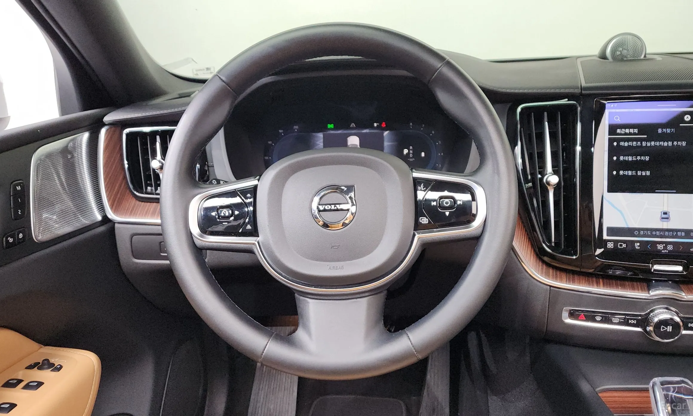 Volvo XC60 Gen 2 превью 13