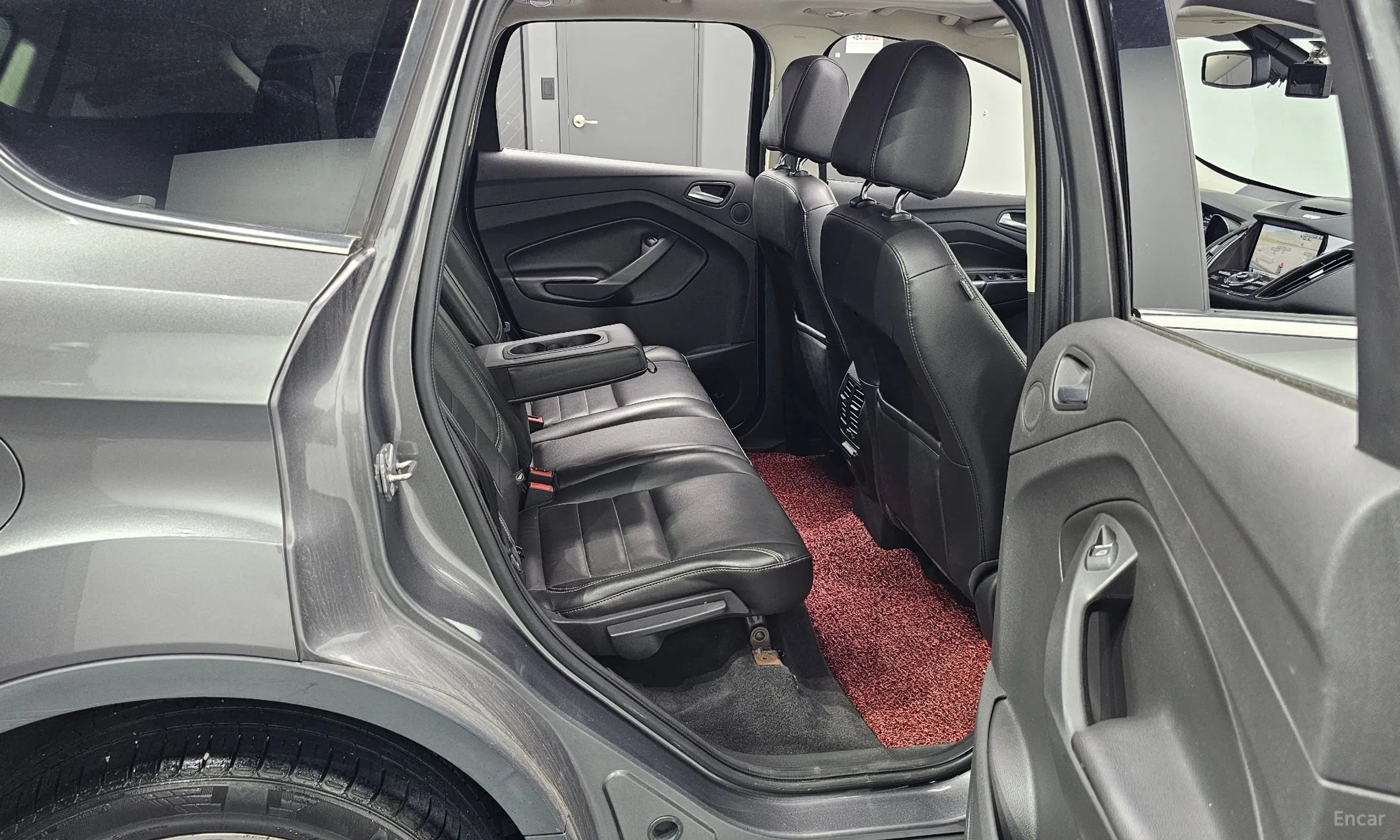Ford Escape превью 12