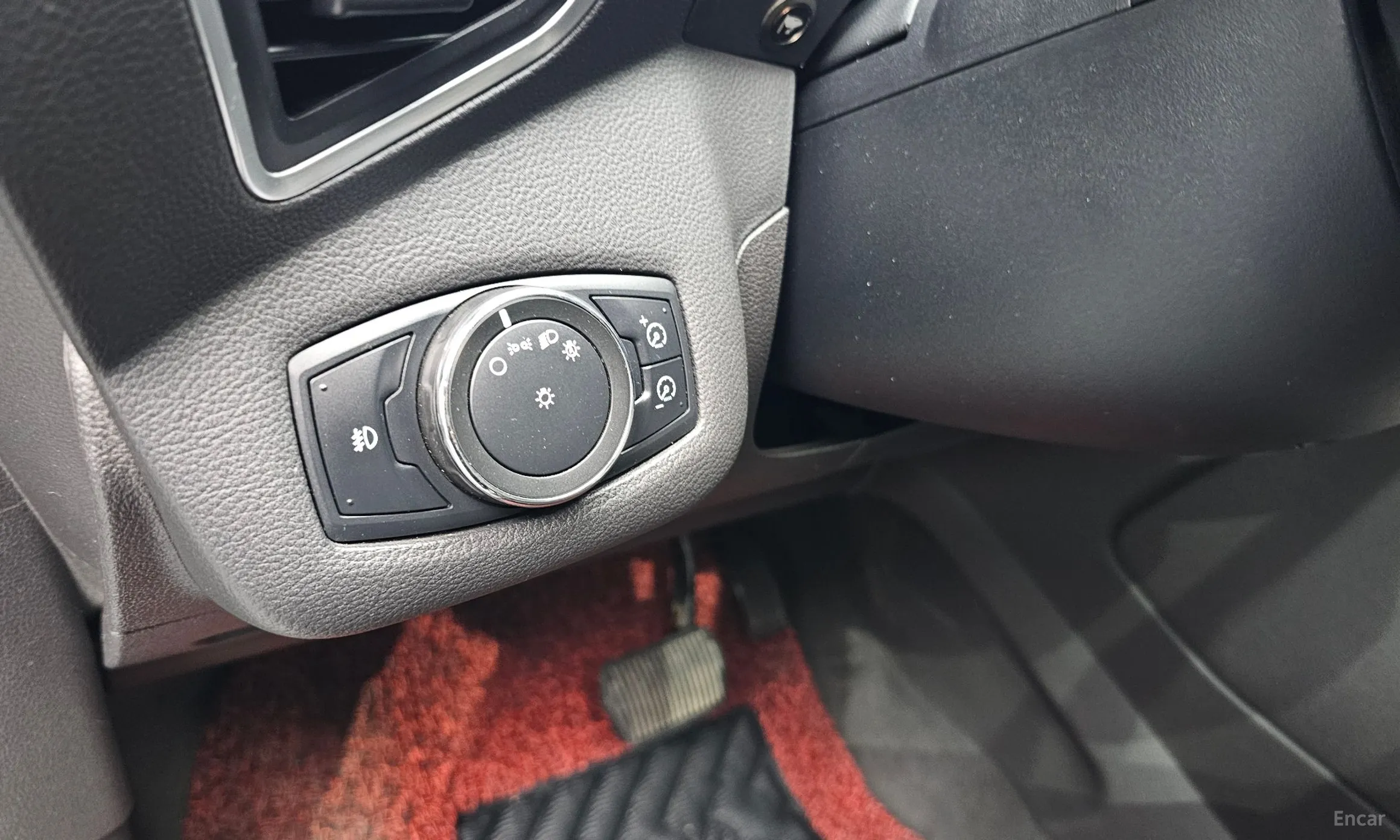 Ford Escape превью 15