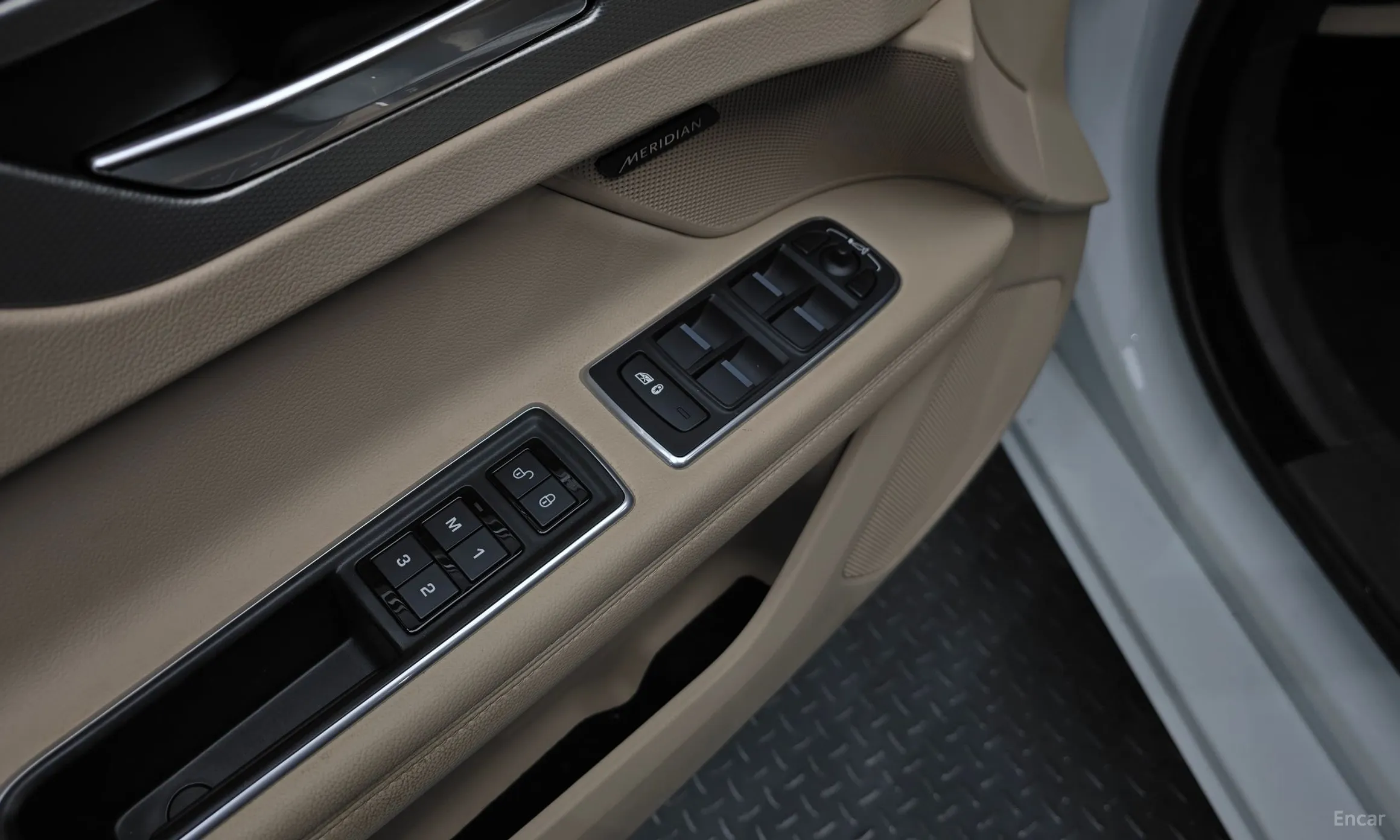 Jaguar XF (x260) превью 17