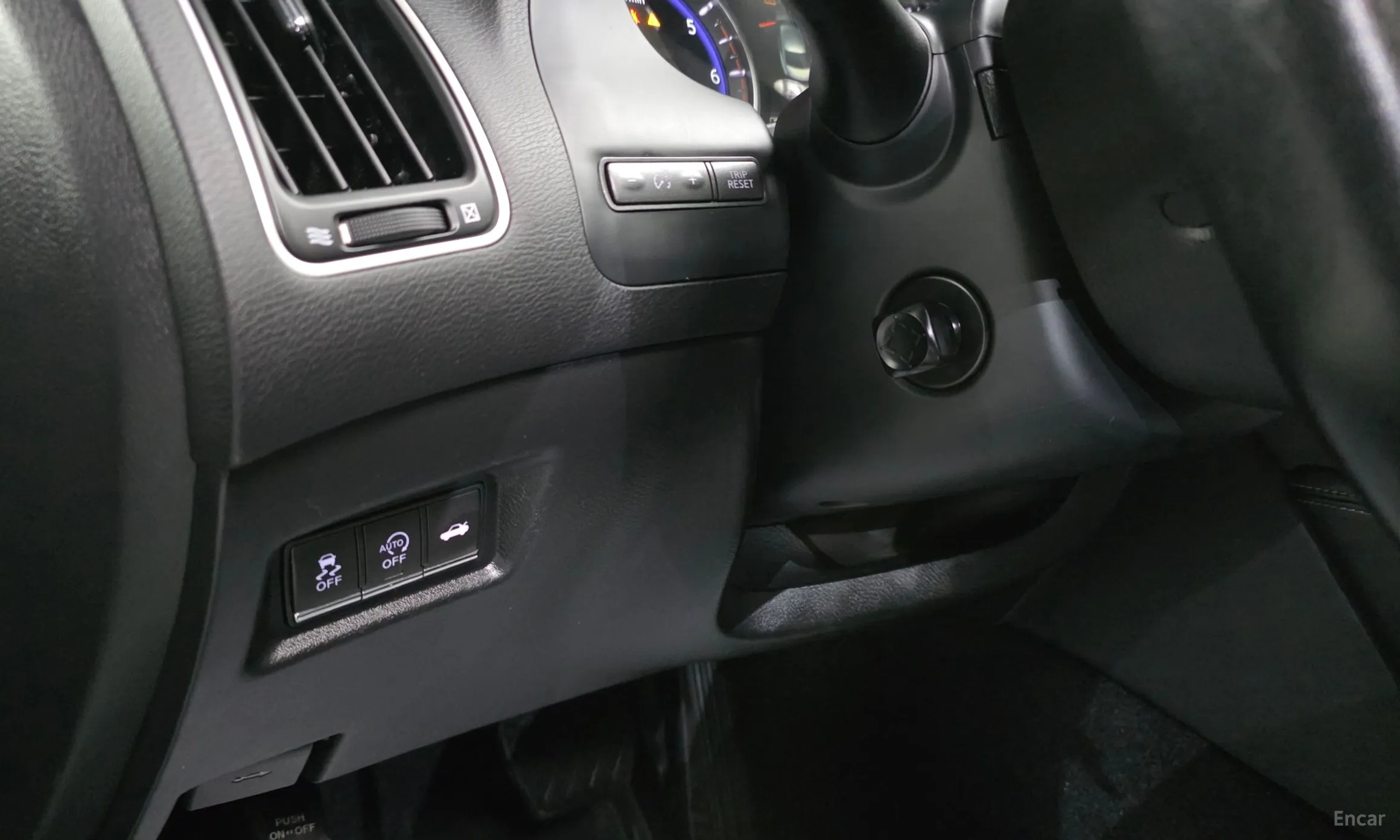 Infiniti Q50 превью 17