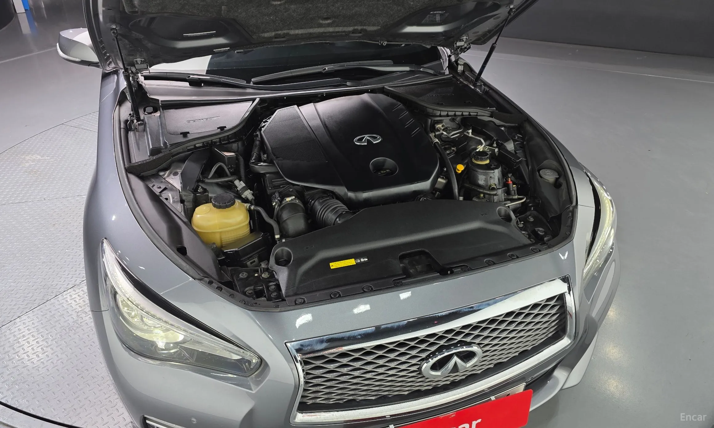 Infiniti Q50 превью 6