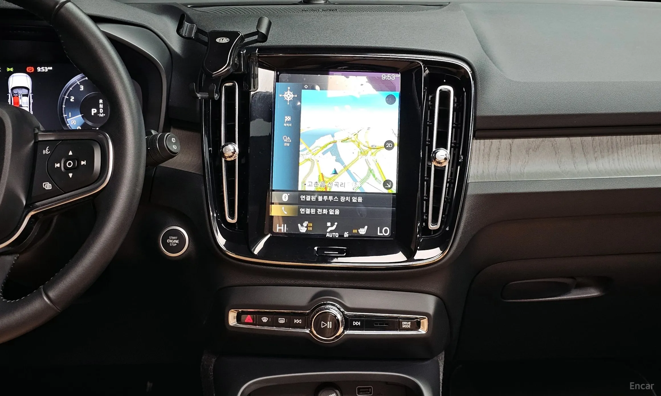 Volvo XC40 превью 15