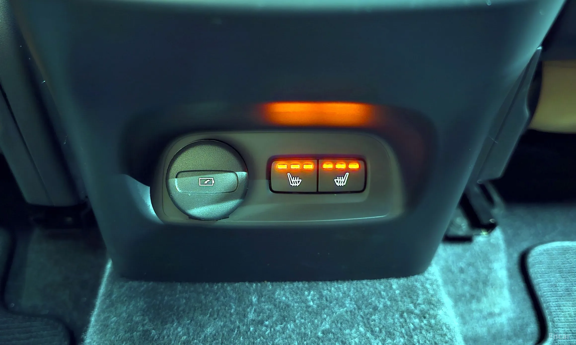 Volvo XC40 превью 19