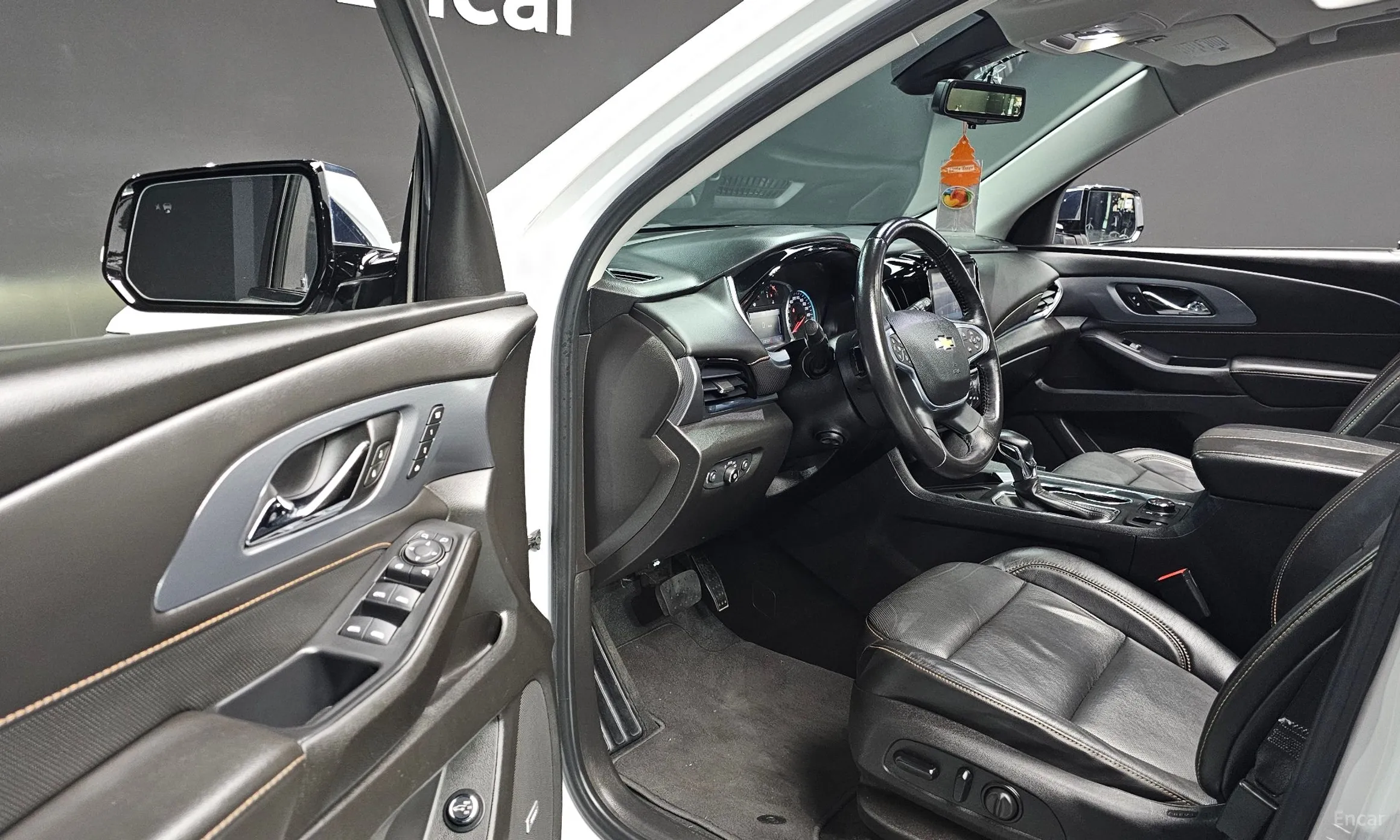 Chevrolet (GM Daewoo) Traverse превью 11