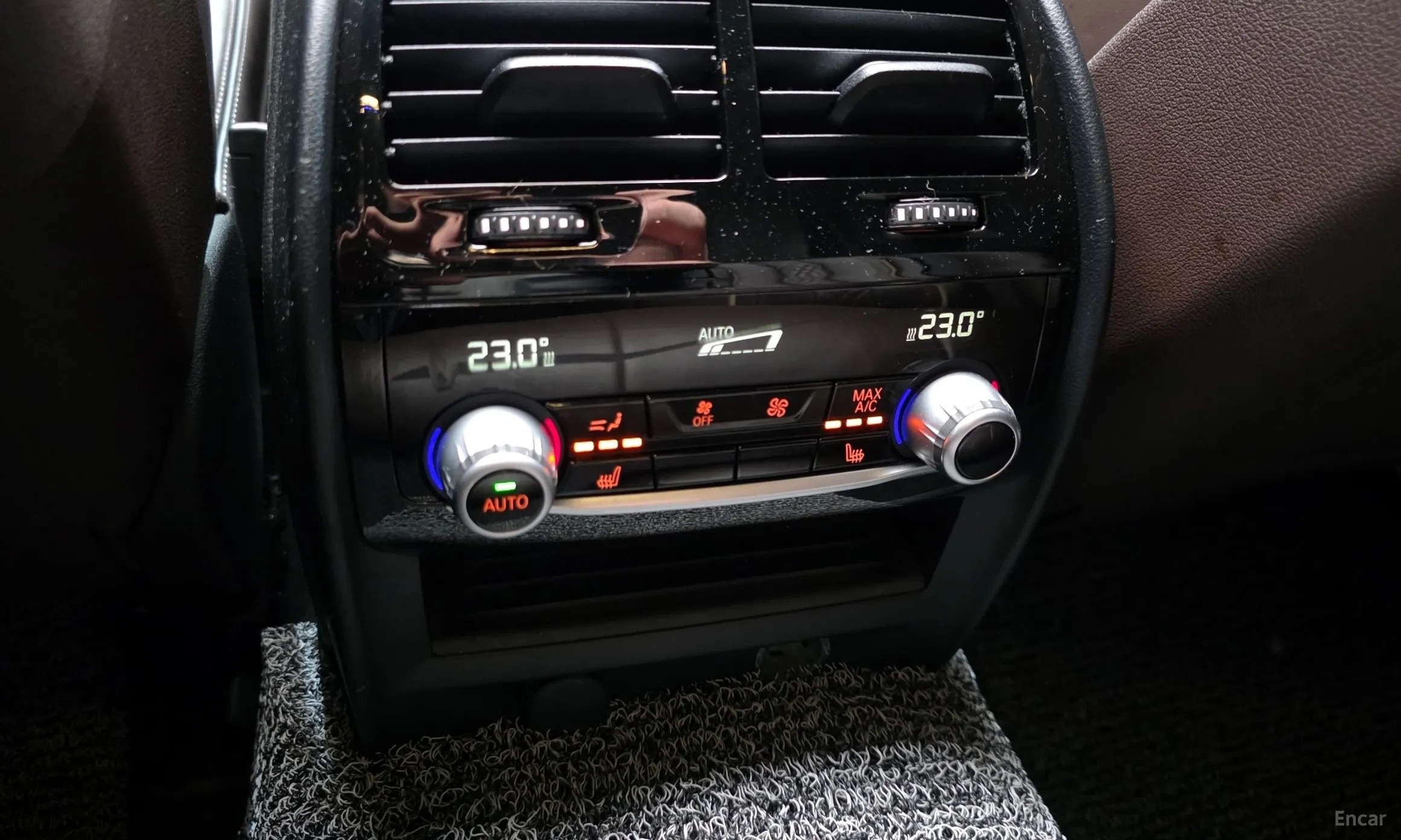 BMW 5 Series (G30) превью 18