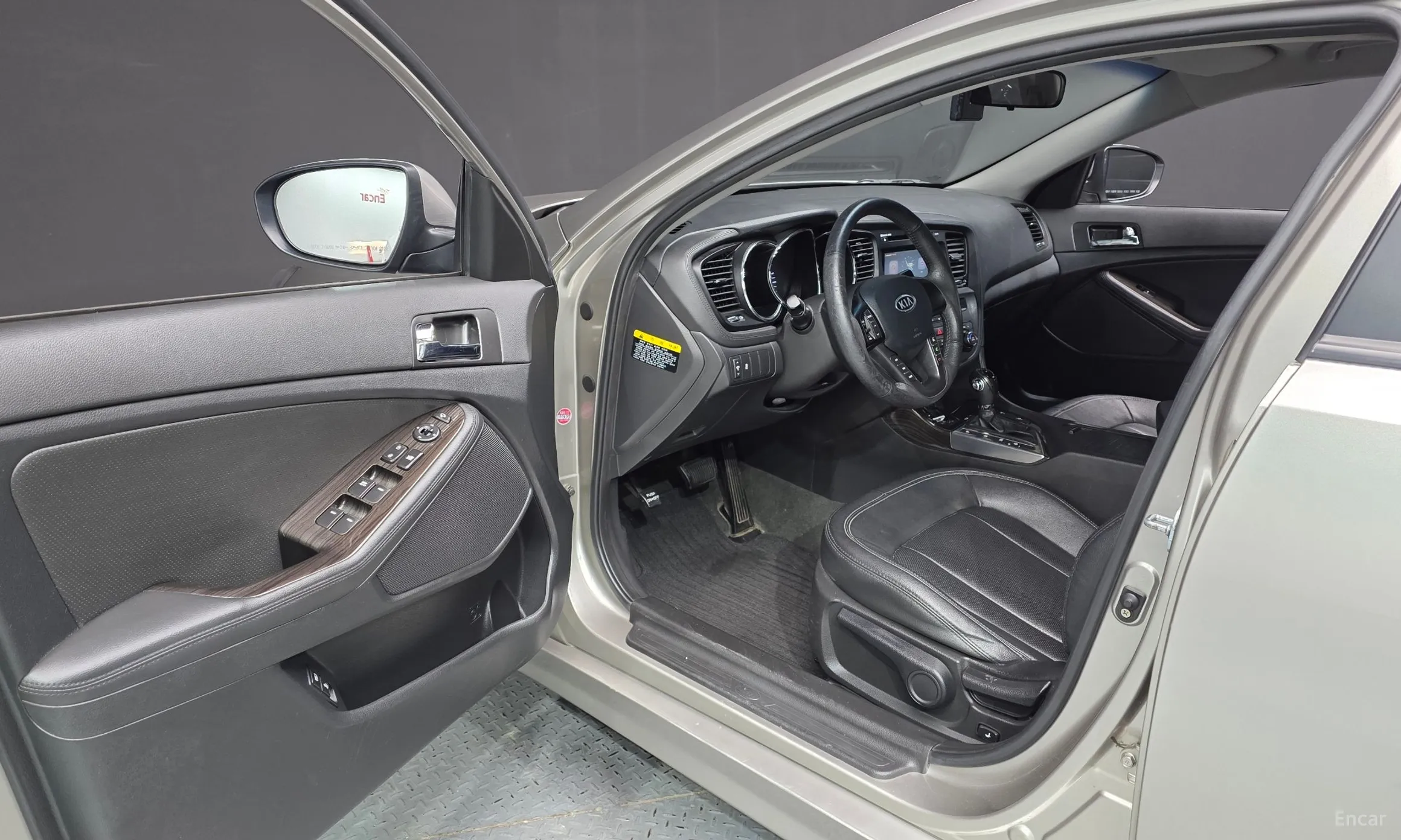 Kia K5 превью 10