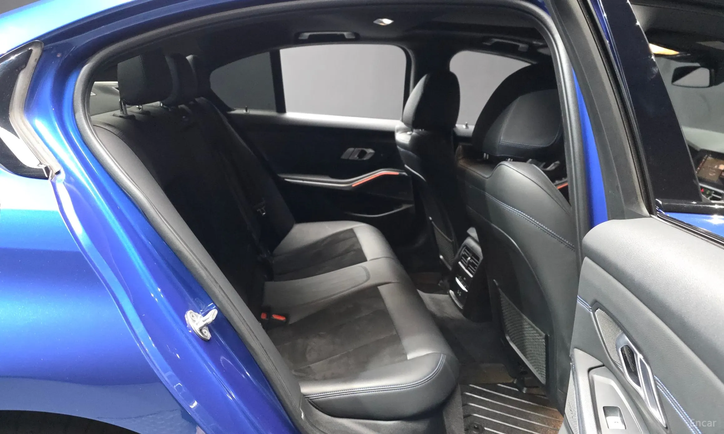 BMW 3 Series (G20) превью 12