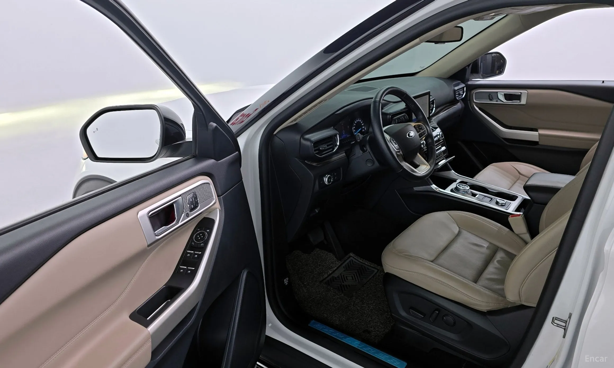 Ford Explorer 6th Generation превью 10
