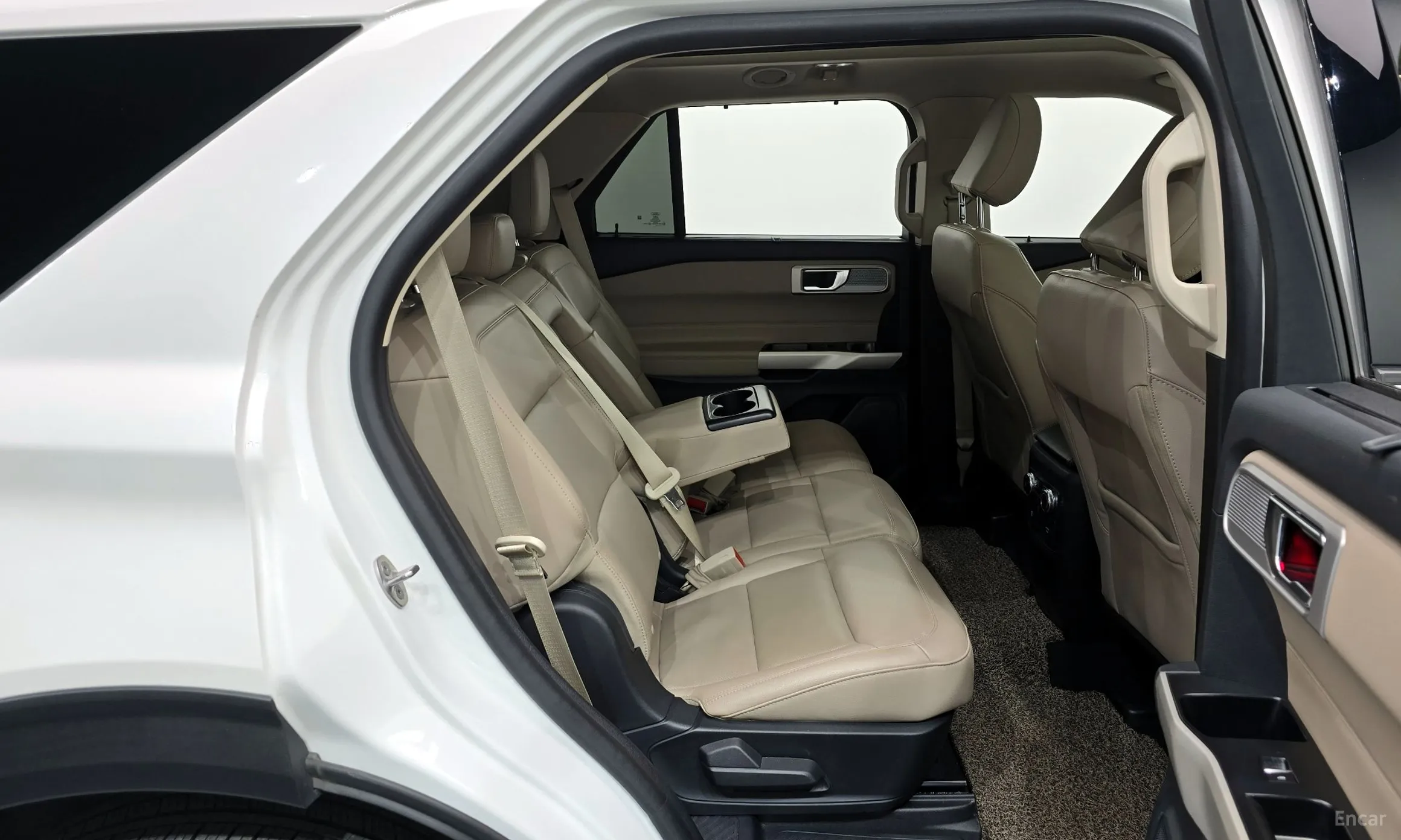 Ford Explorer 6th Generation превью 12