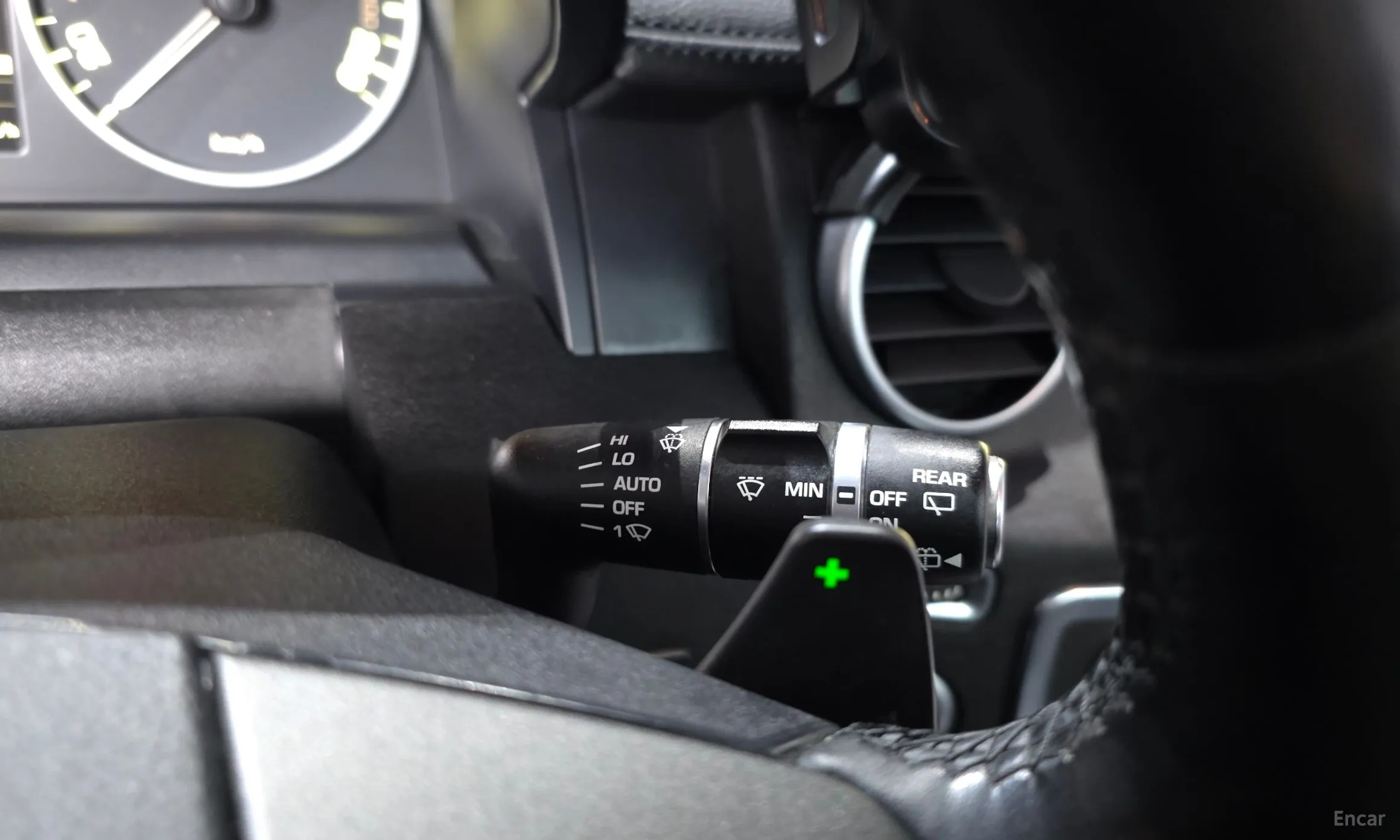 Land Rover Discovery 4 превью 17