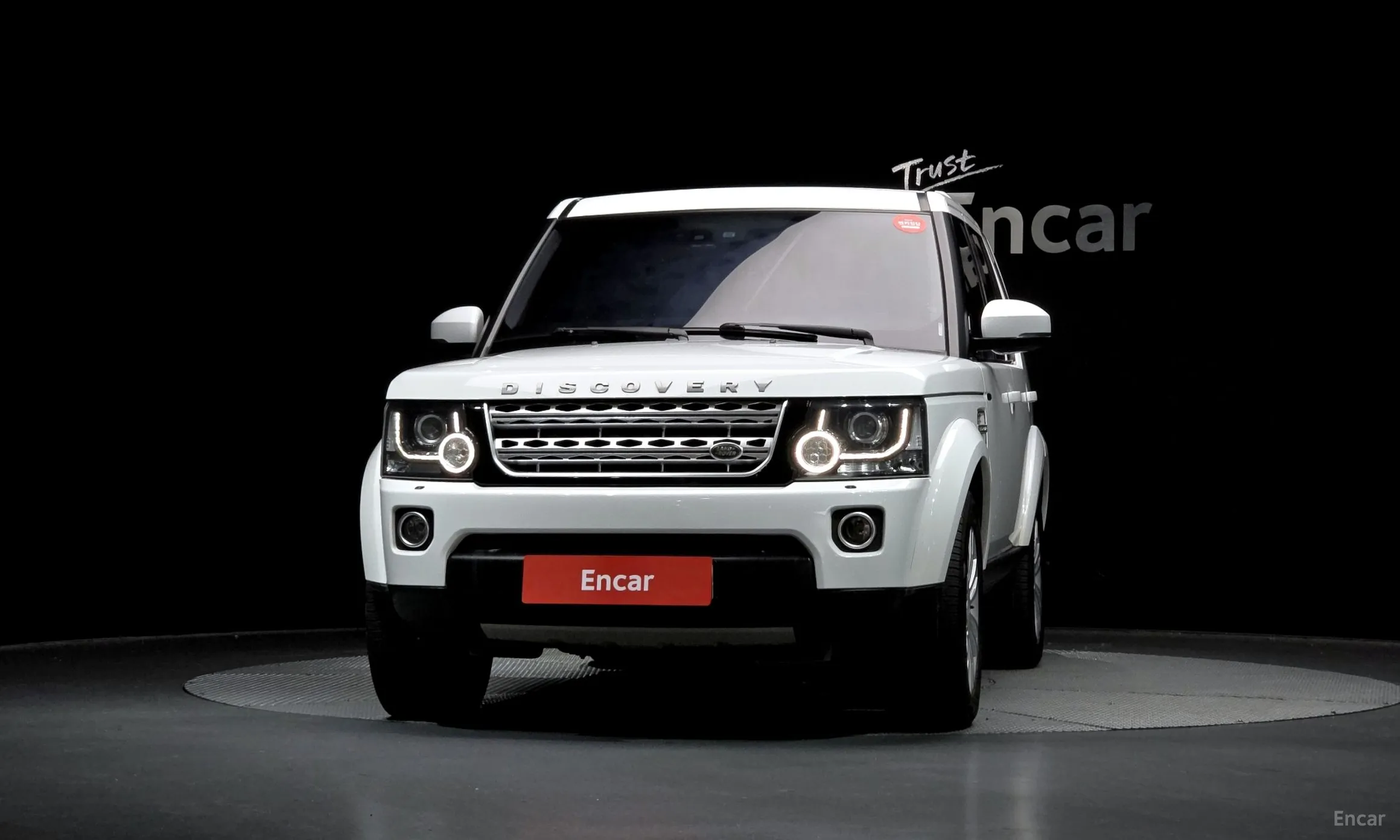 Land Rover Discovery 4 превью 3