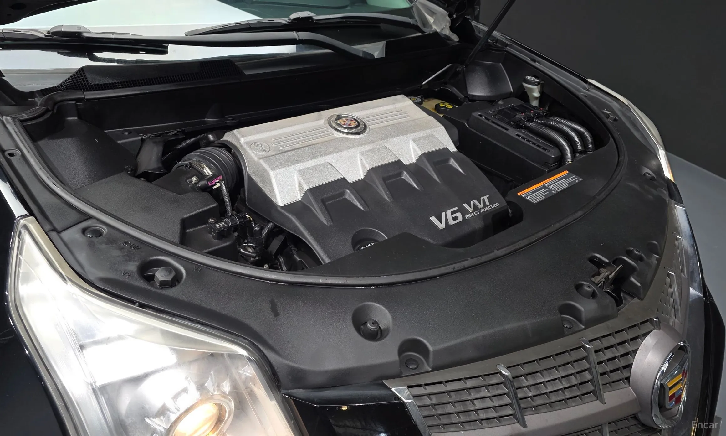 Cadillac All new SRX превью 6