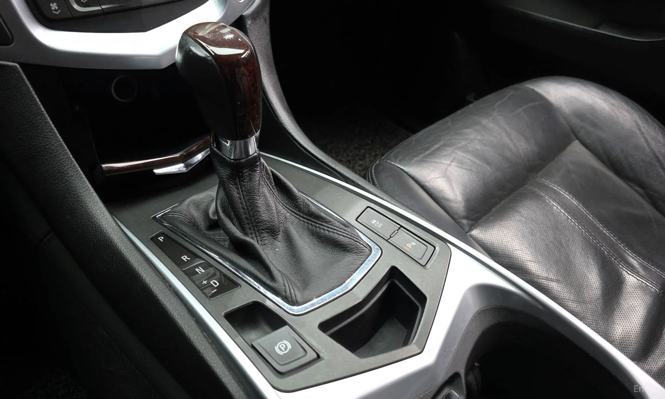 Cadillac All new SRX превью 9