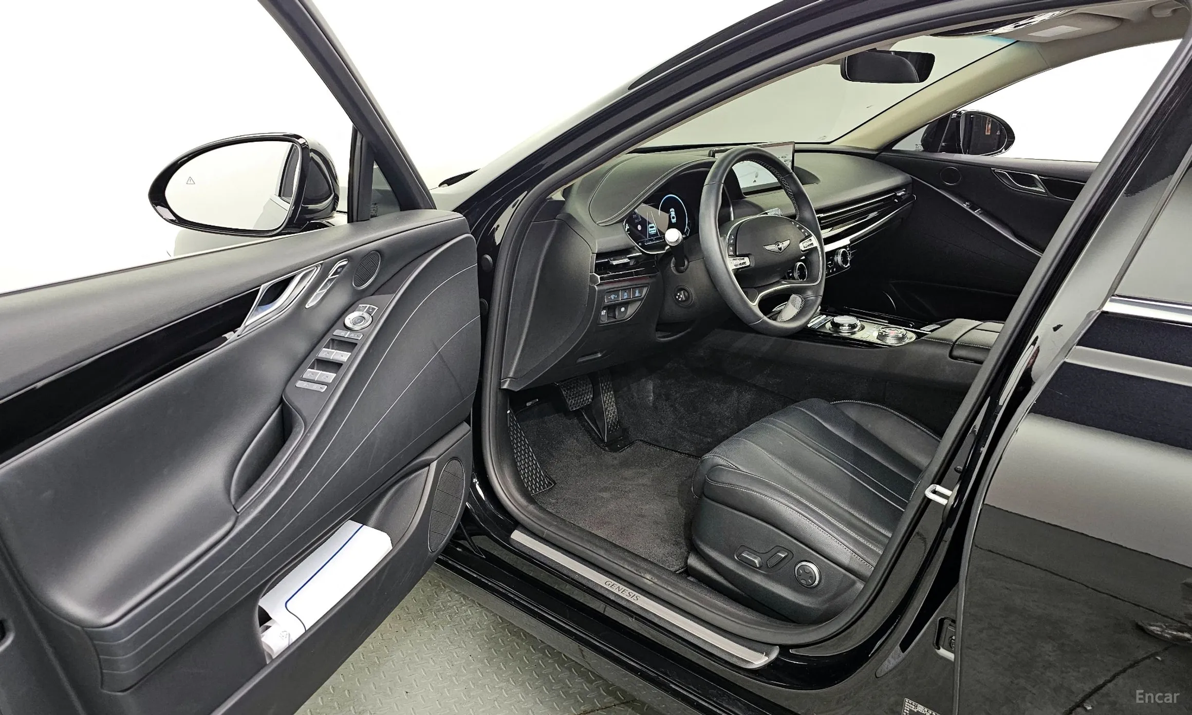 Genesis G80 (RG3) превью 10