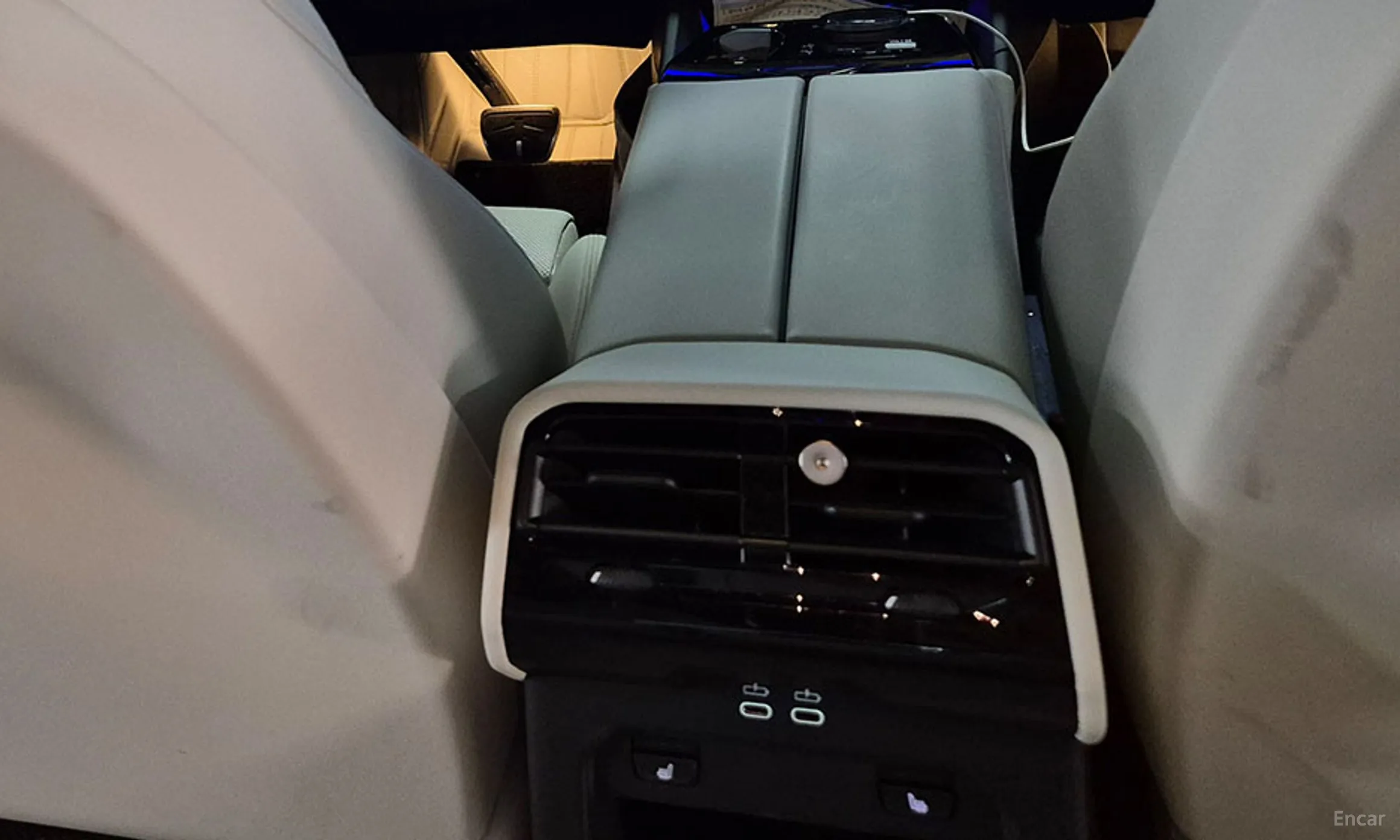 BMW 5 Series (G60) превью 13