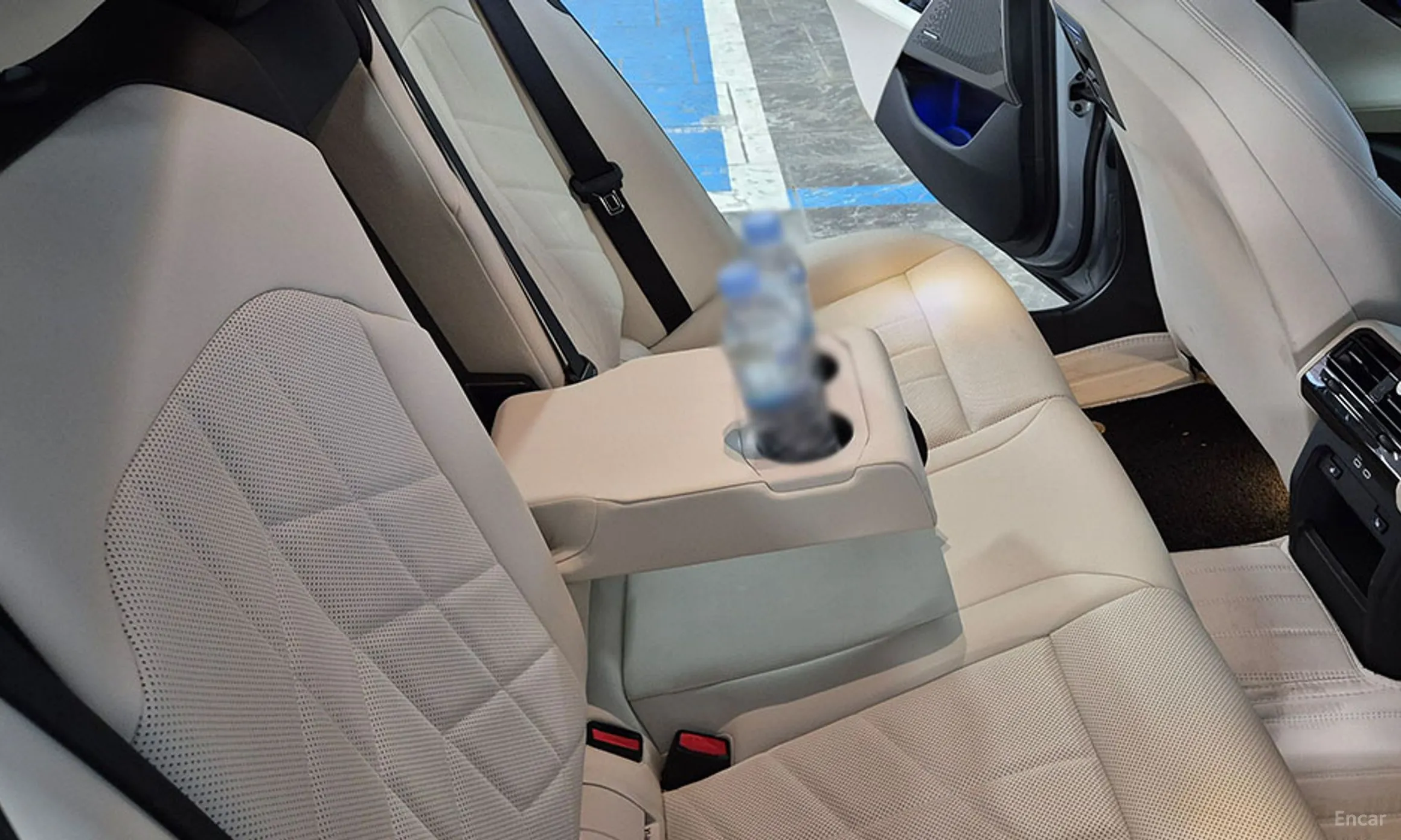 BMW 5 Series (G60) превью 20