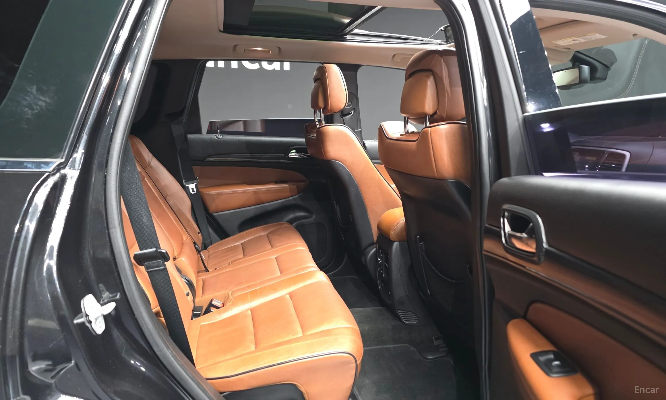 Jeep Grand Cherokee превью 12