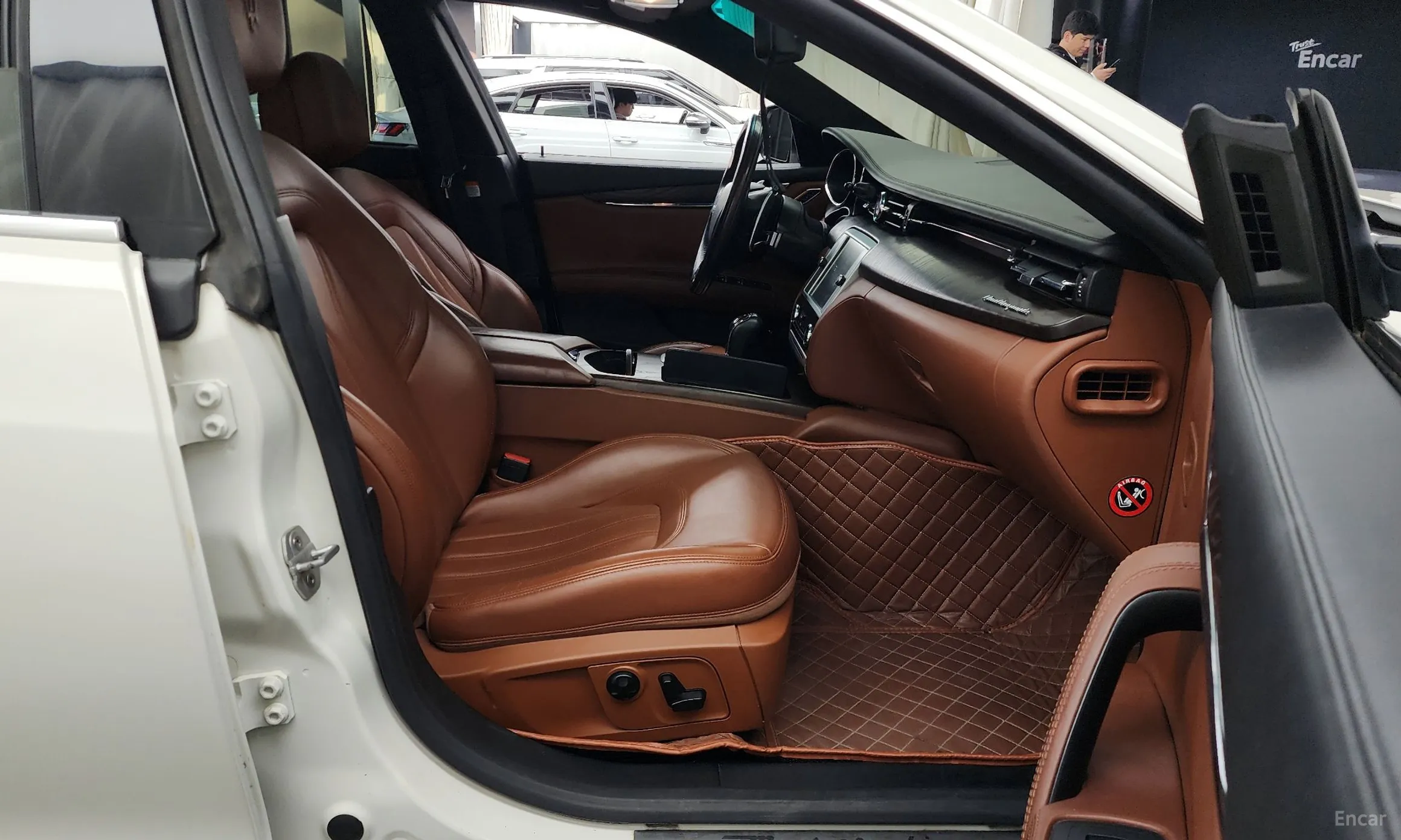 Maserati Quattroporte превью 11
